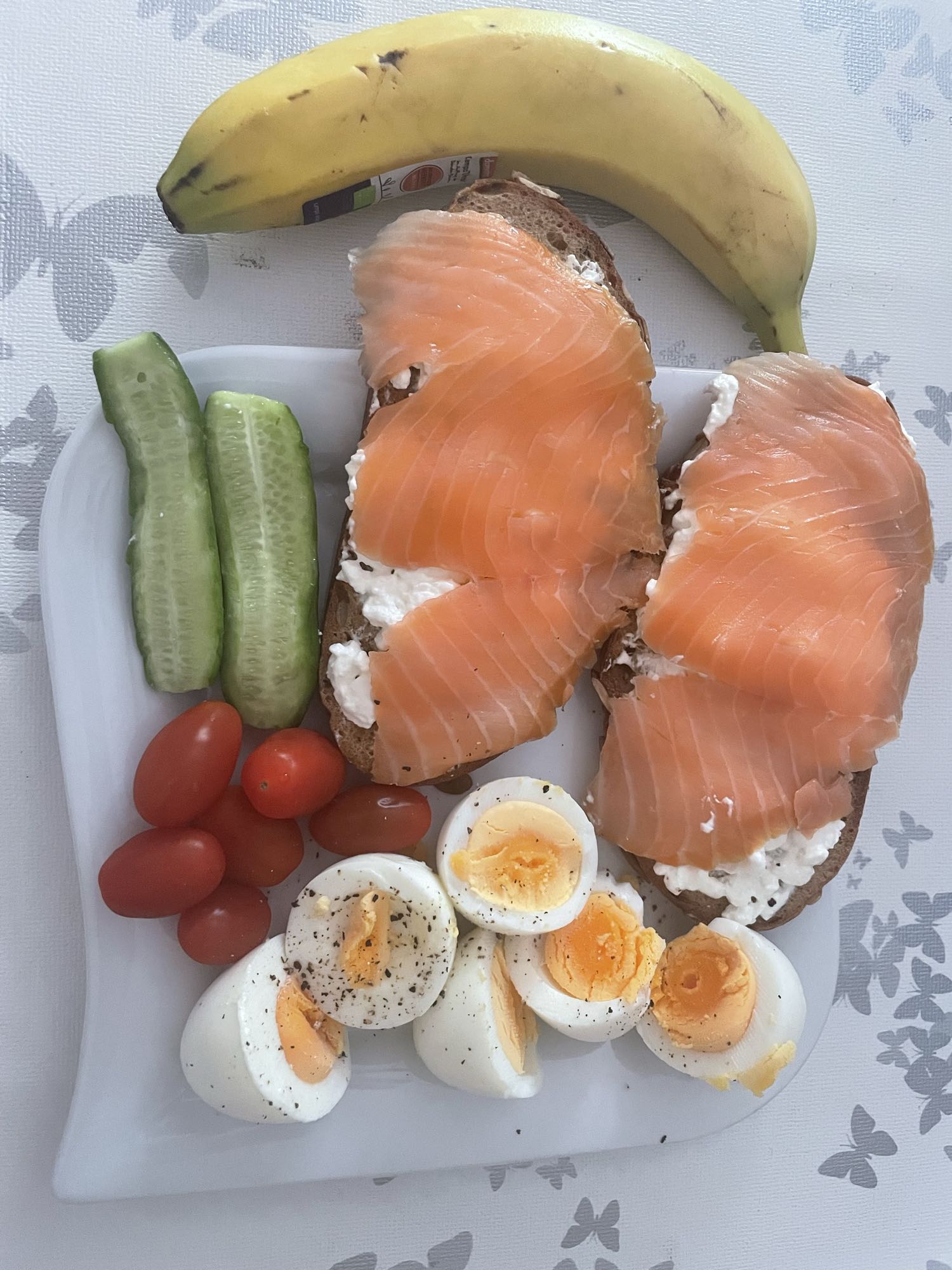 Gerookte zalm ontbijt