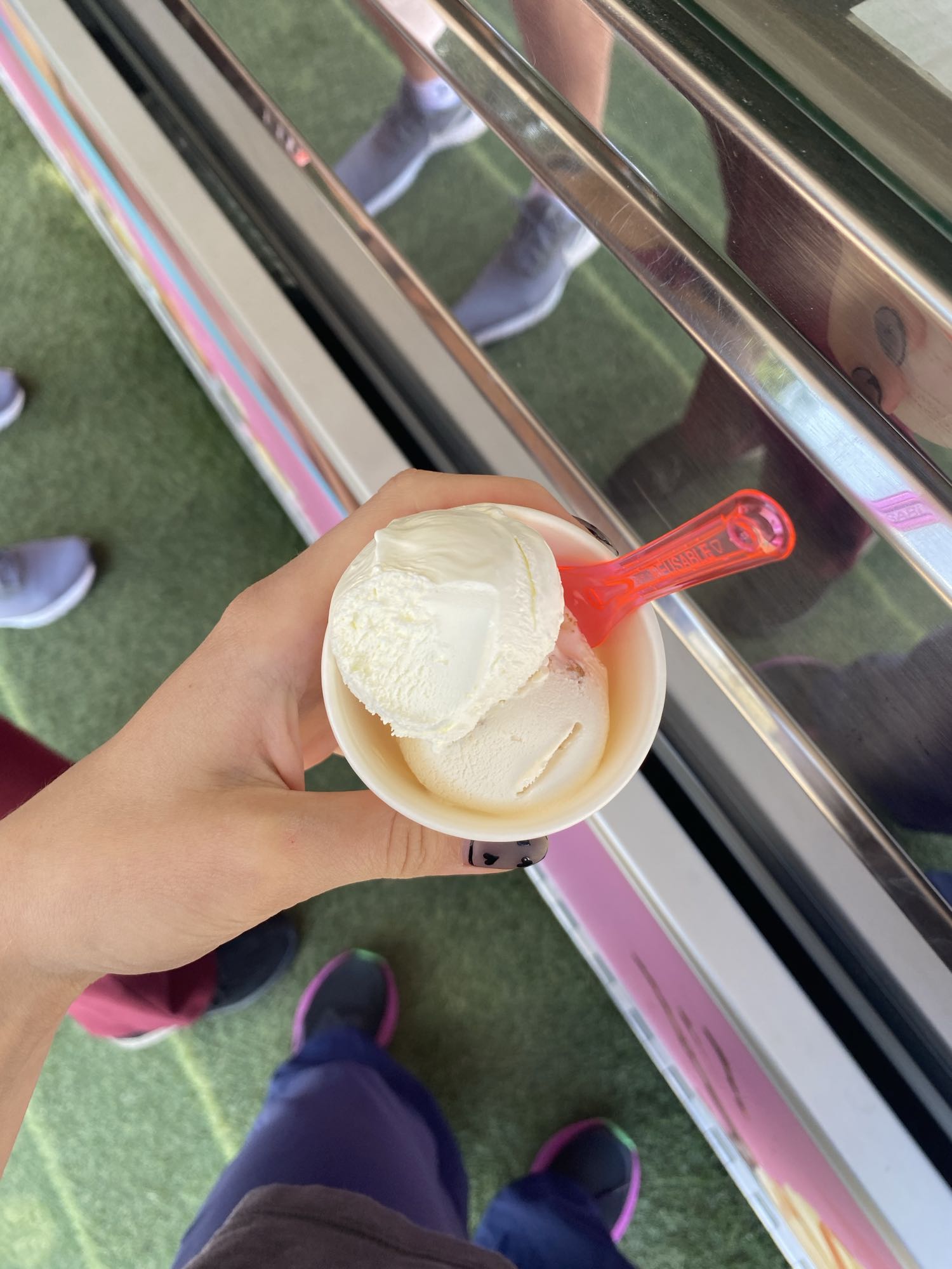 Înghețată vanilie cupă