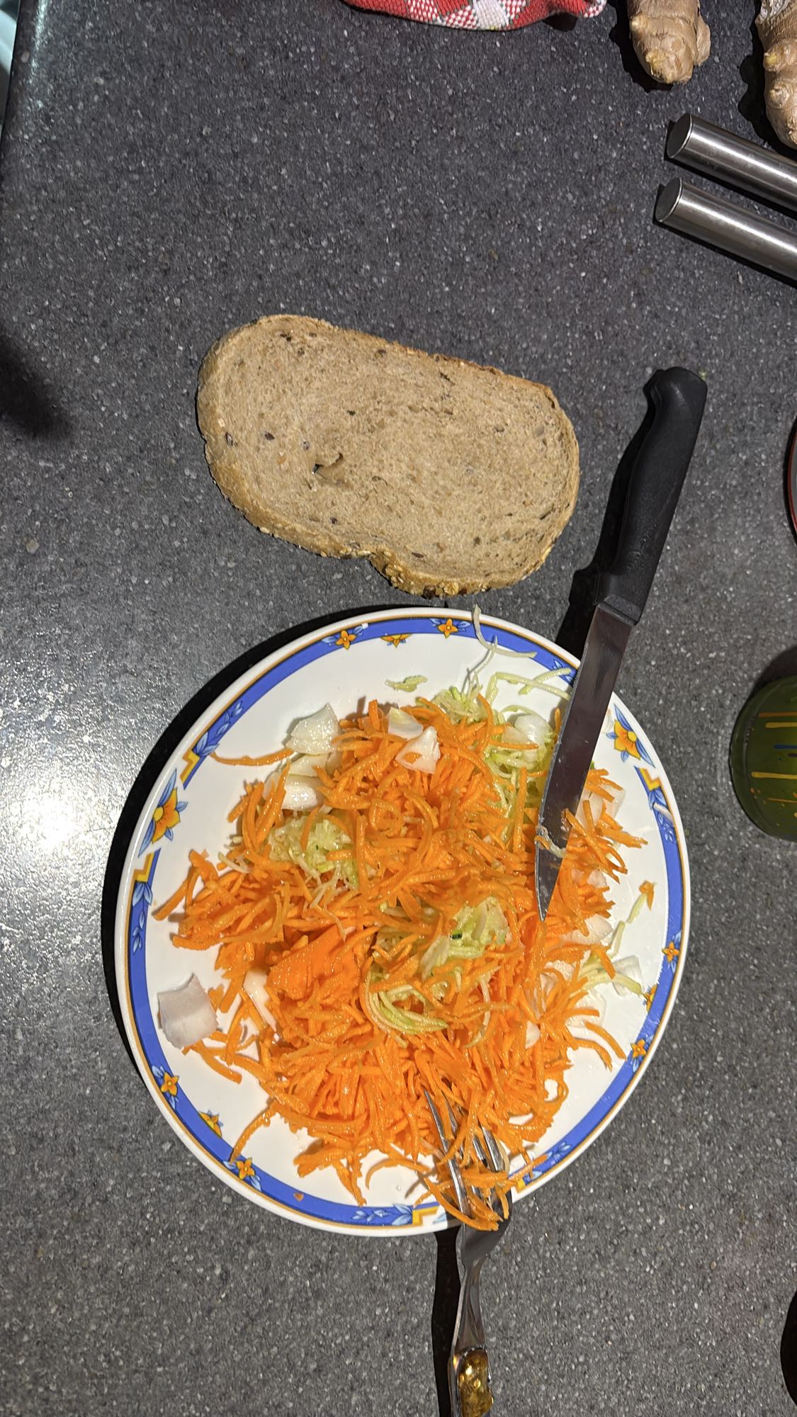 Salade carotte pain complet