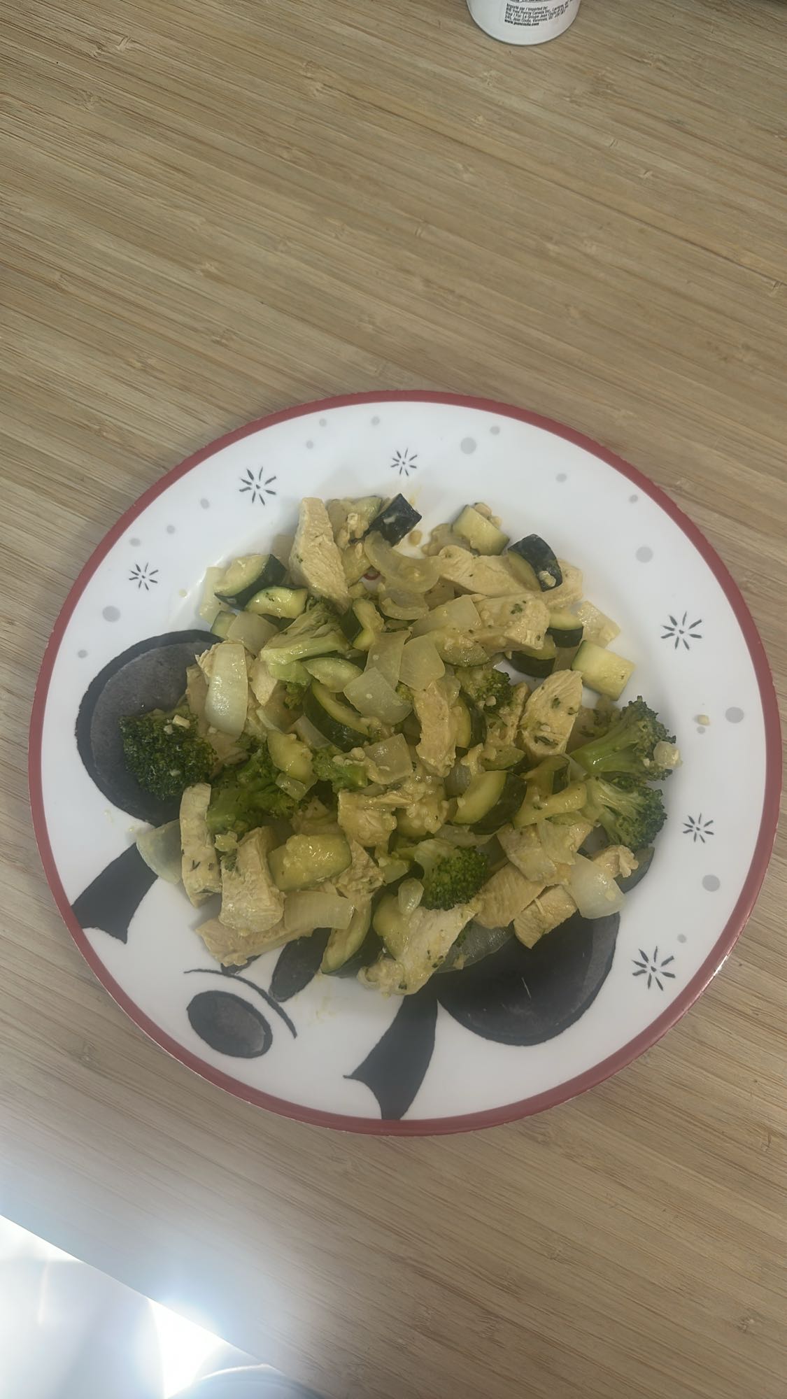 Poulet aux légumes sautés