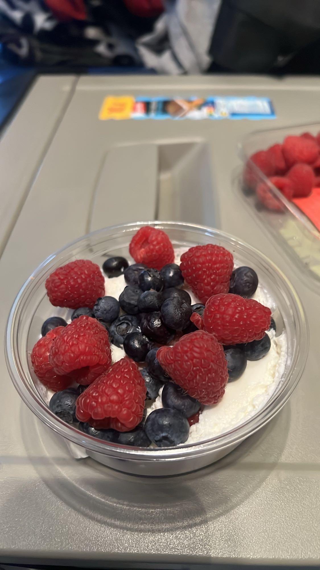 Iaurt cu fructe de pădure