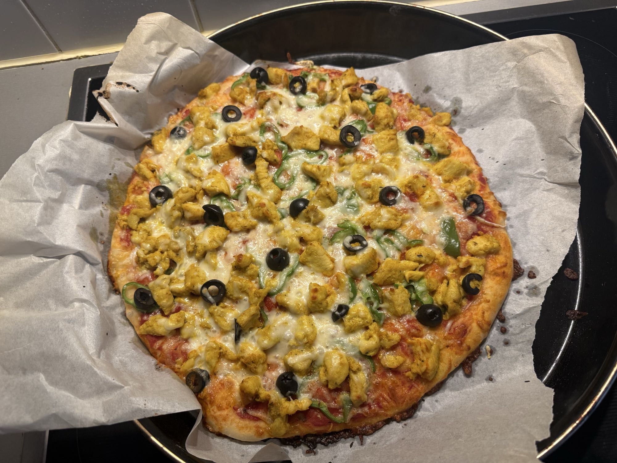 Pizza poulet et légumes