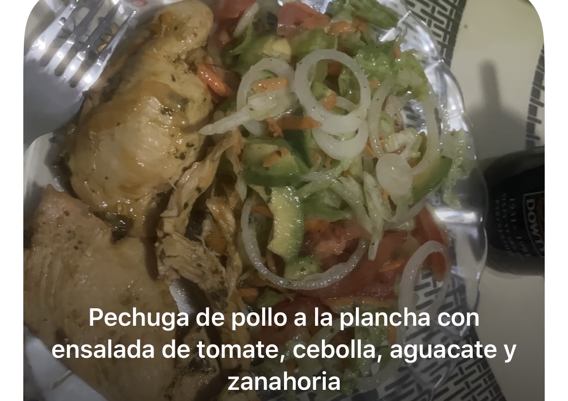 Pollo con ensalada