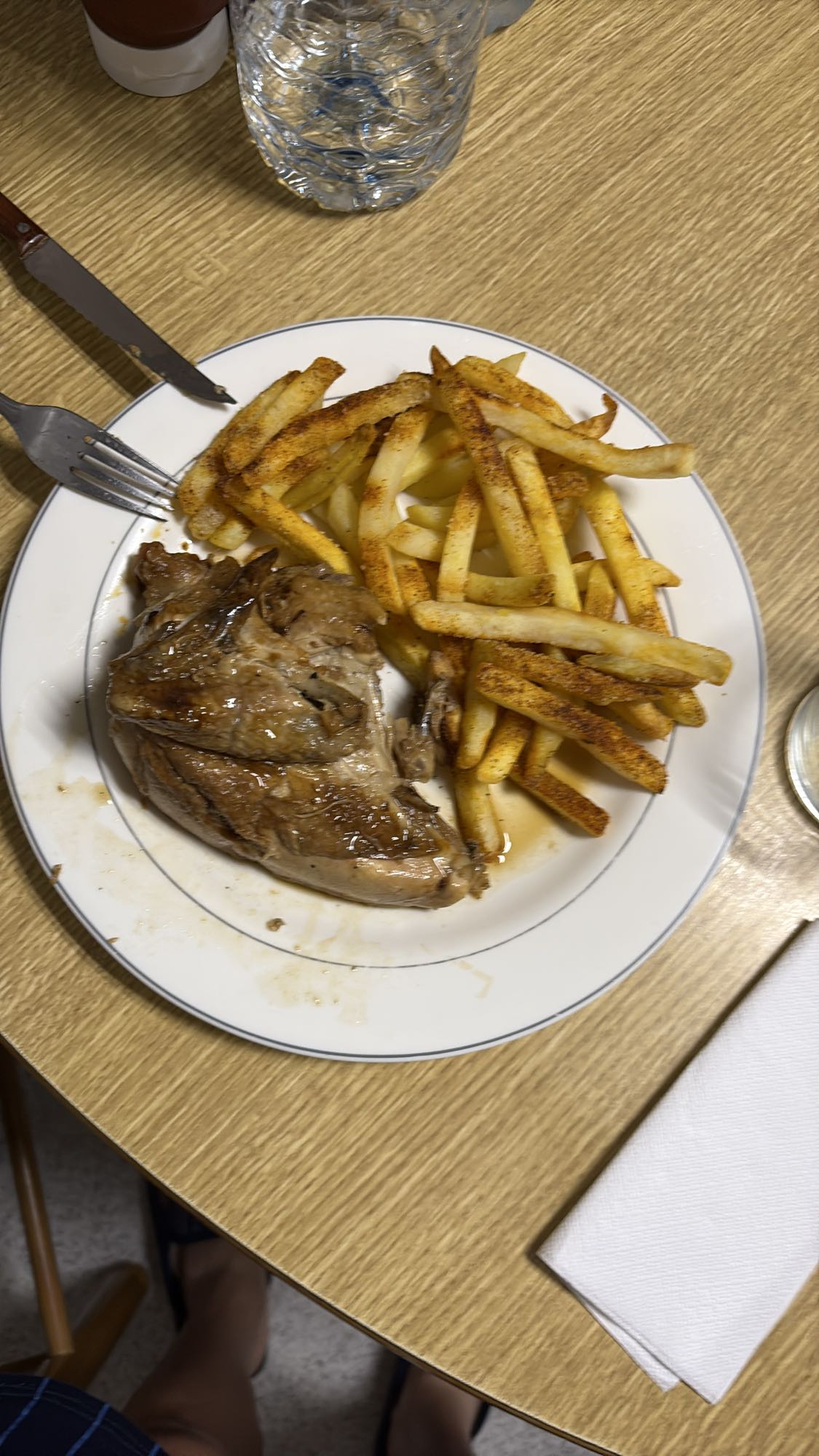 Pechuga de pollo con patatas en freidora de aire