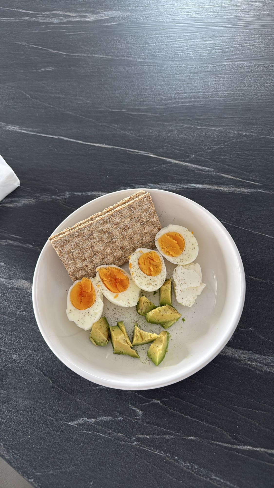Eggs with crispbread