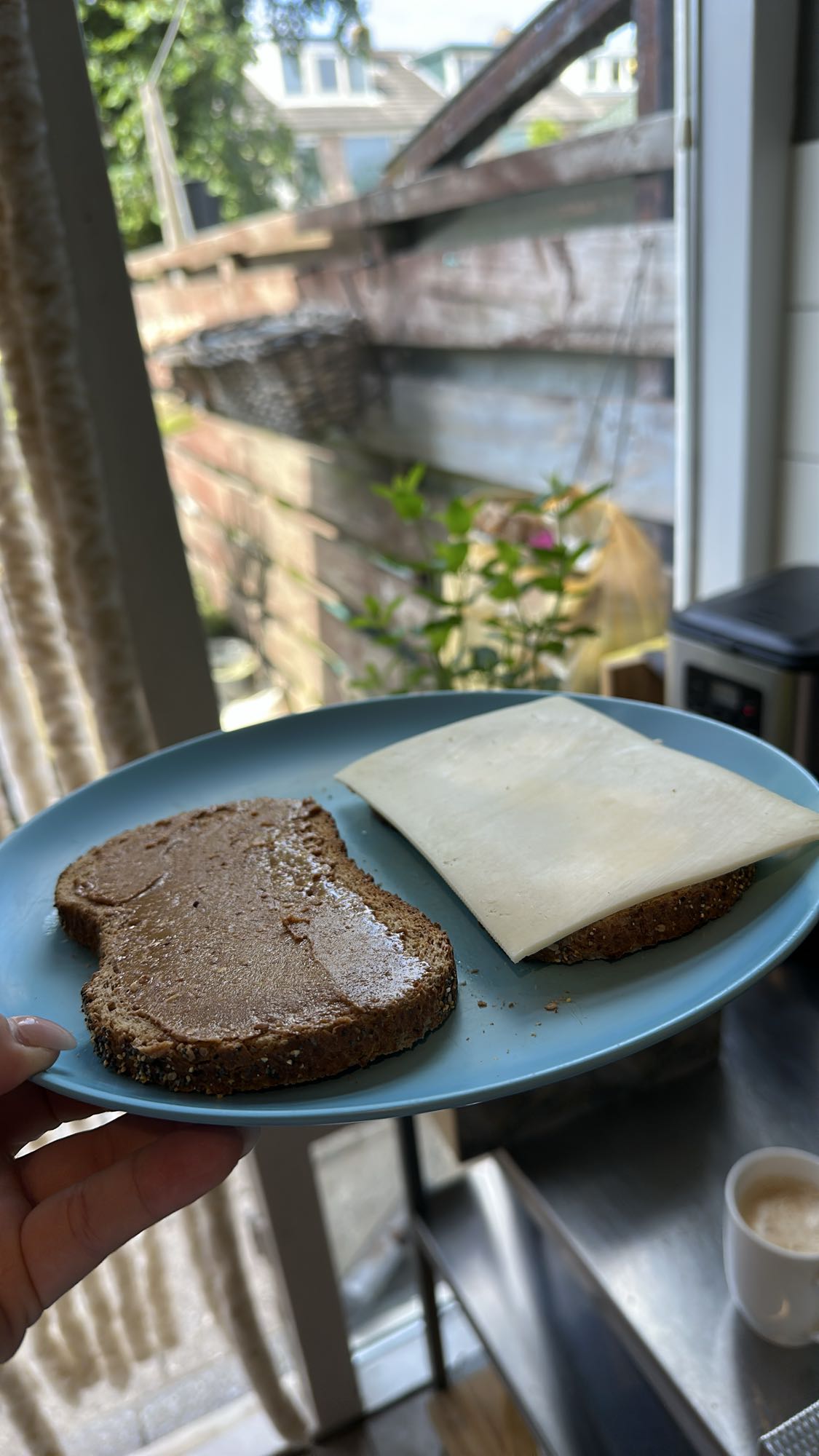 Twee volkoren boterhammen