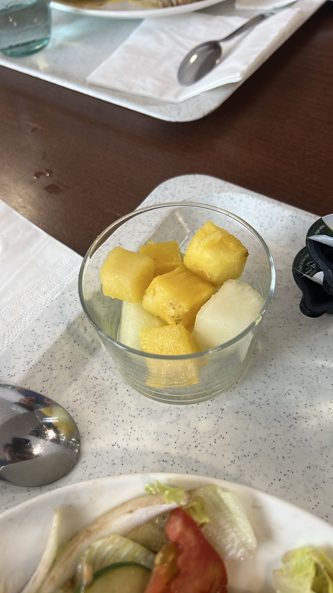 vaso de frutas mixtas