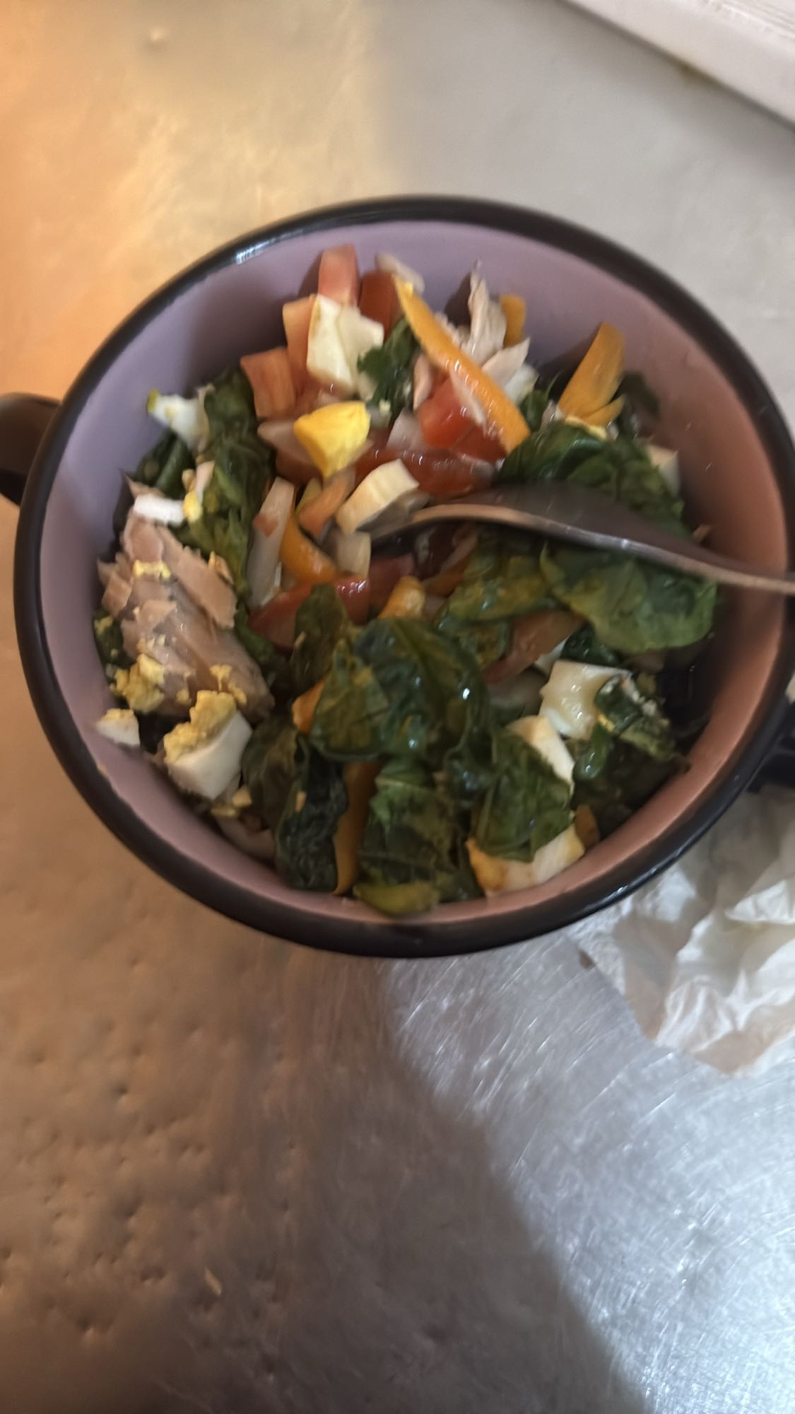 Ensalada de atún y huevo