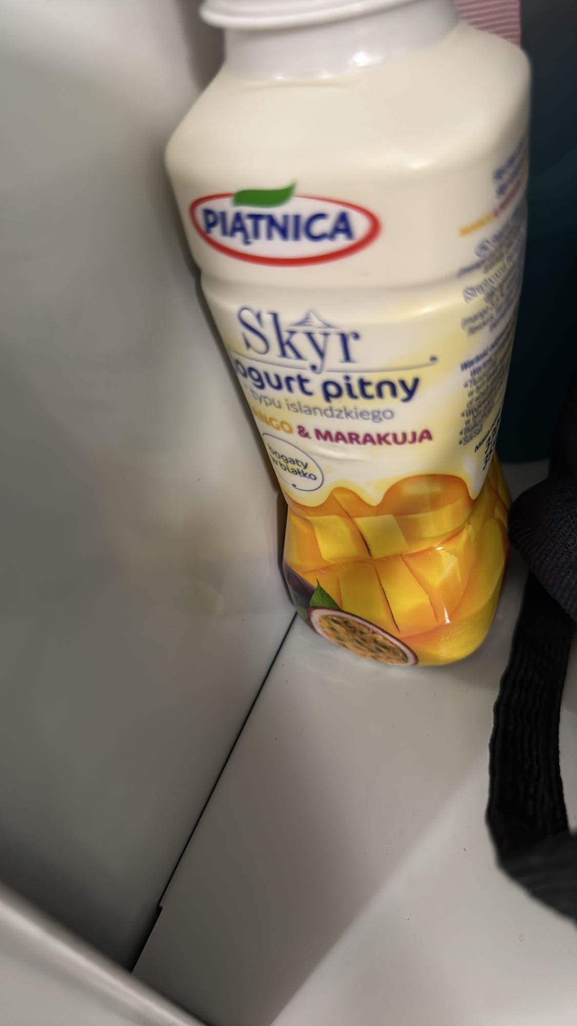 Skyr mango marakuja