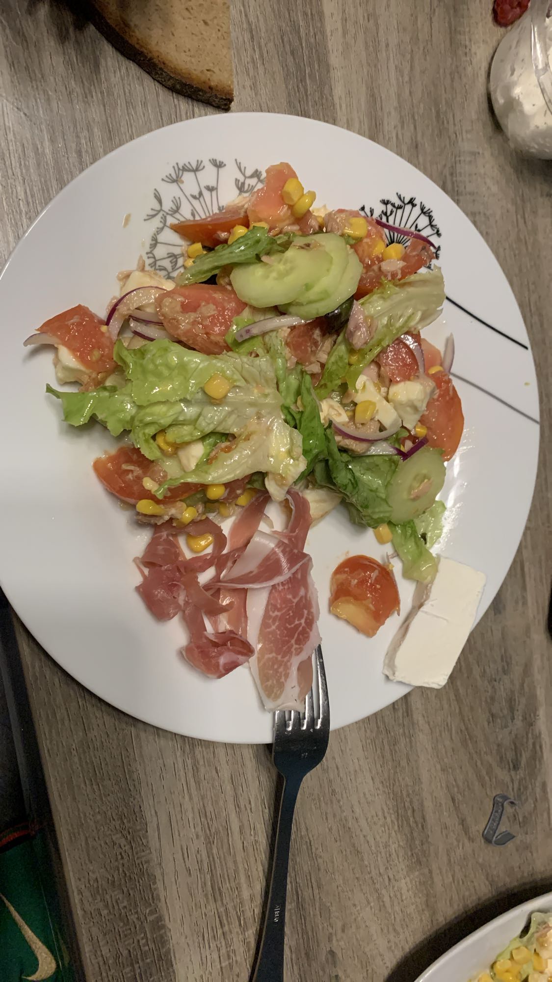 Salade jambon et légumes