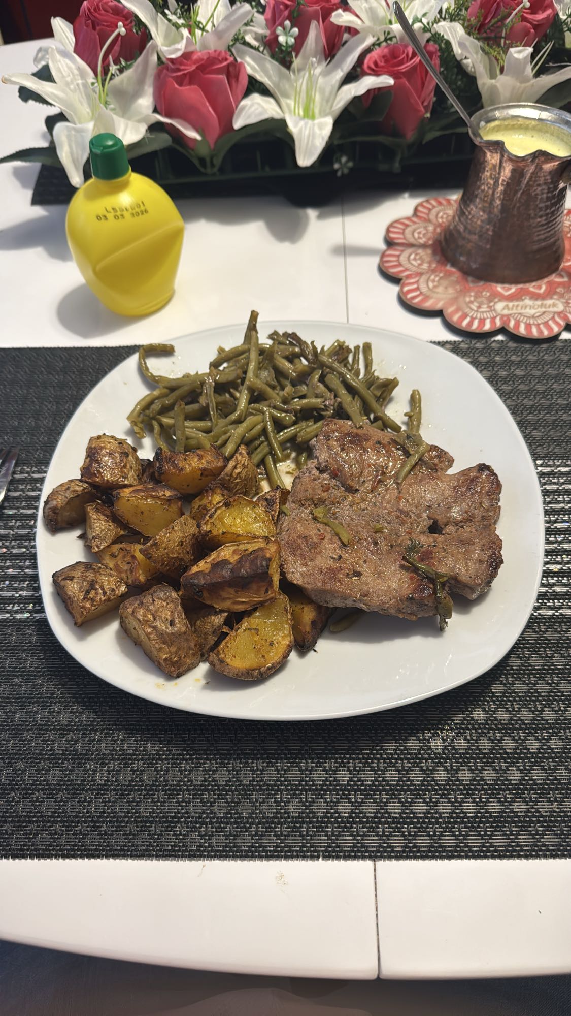 Izgara et, patates, fasulye