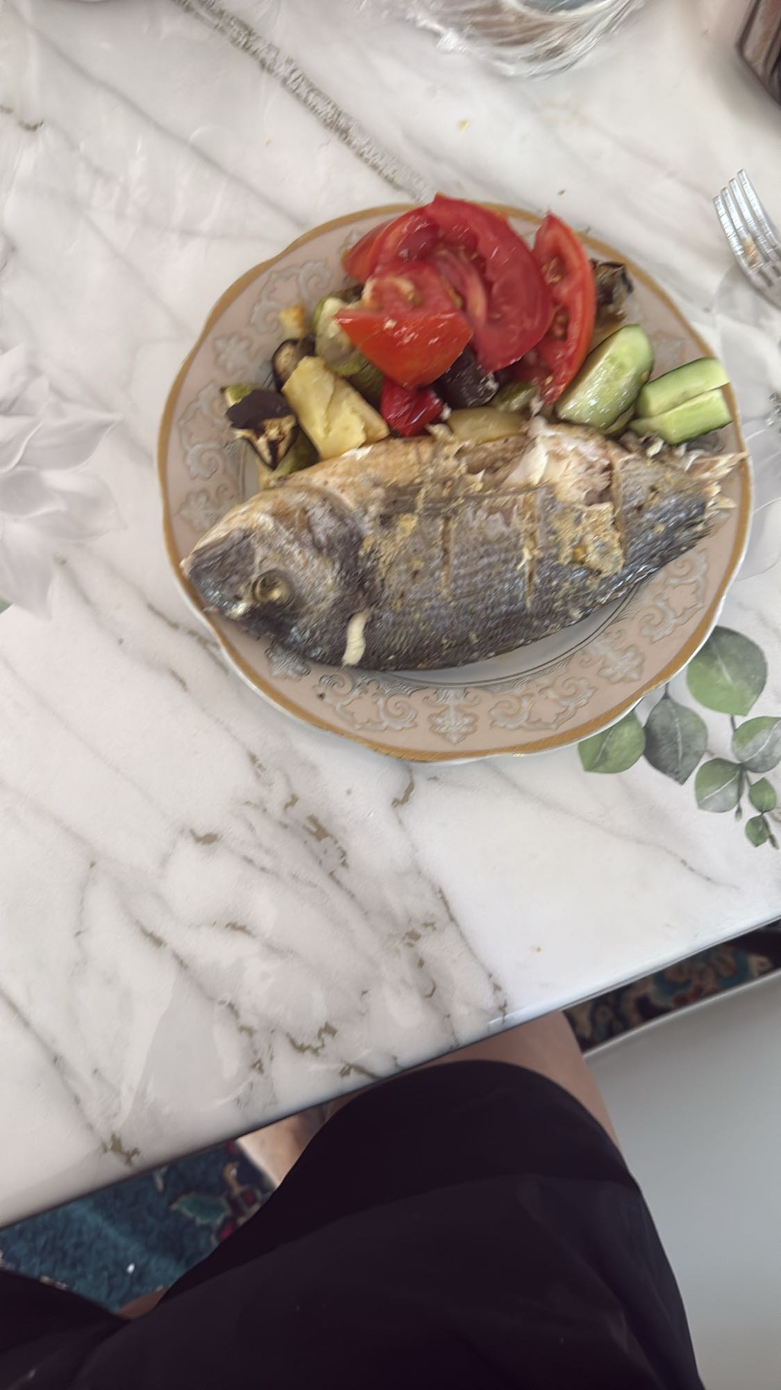 Запечённая рыба с овощами