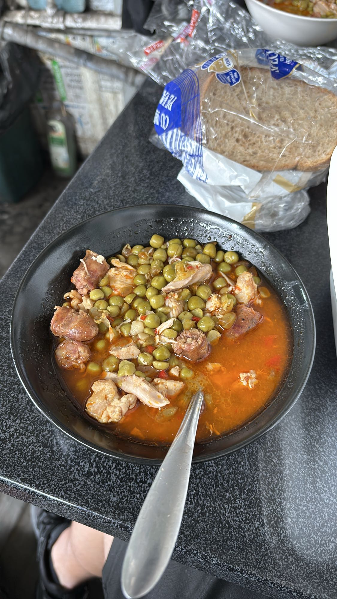 Tocană cu mazăre și carne