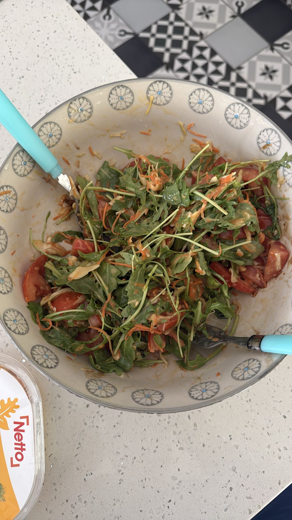 Salade roquette et légumes