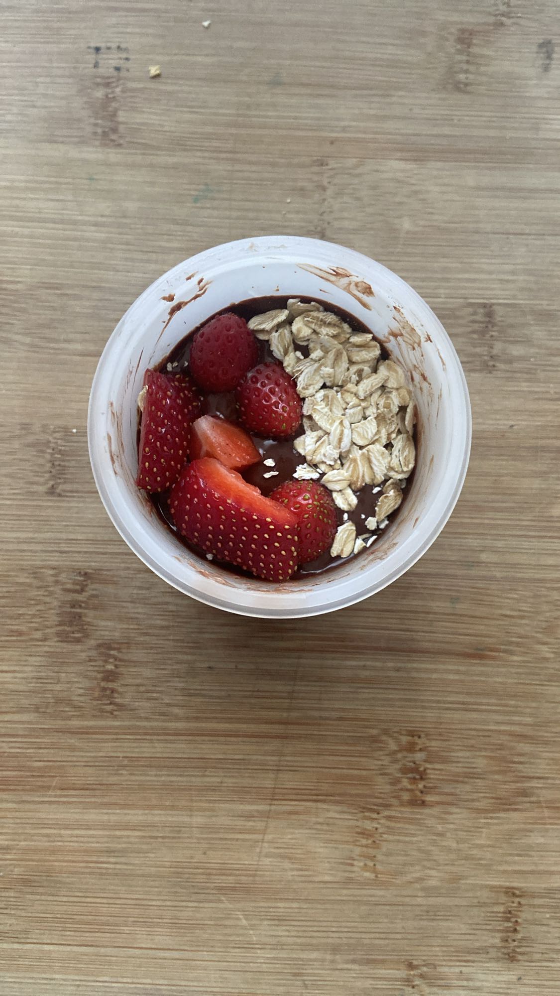 Çilekli Yulaf Kasesi