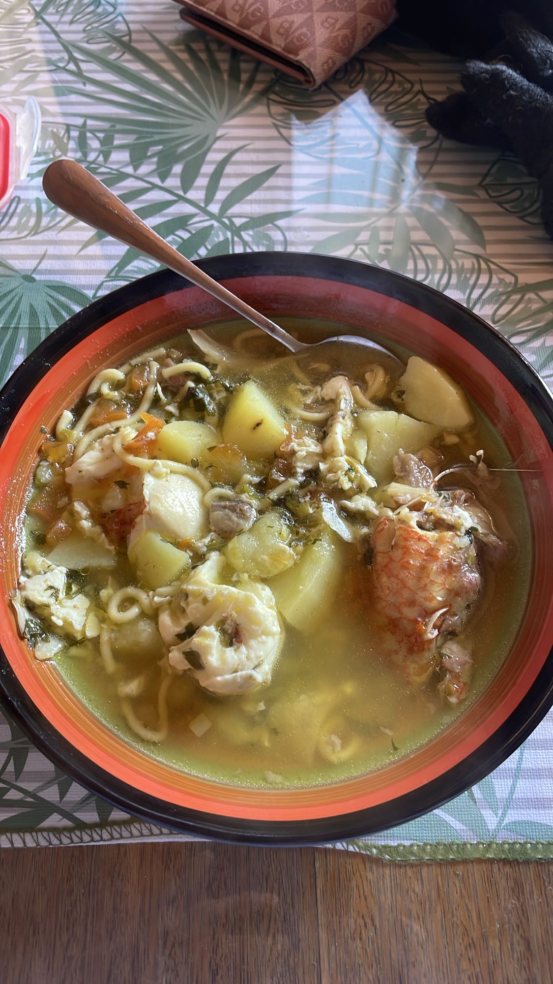 sopa de pescado