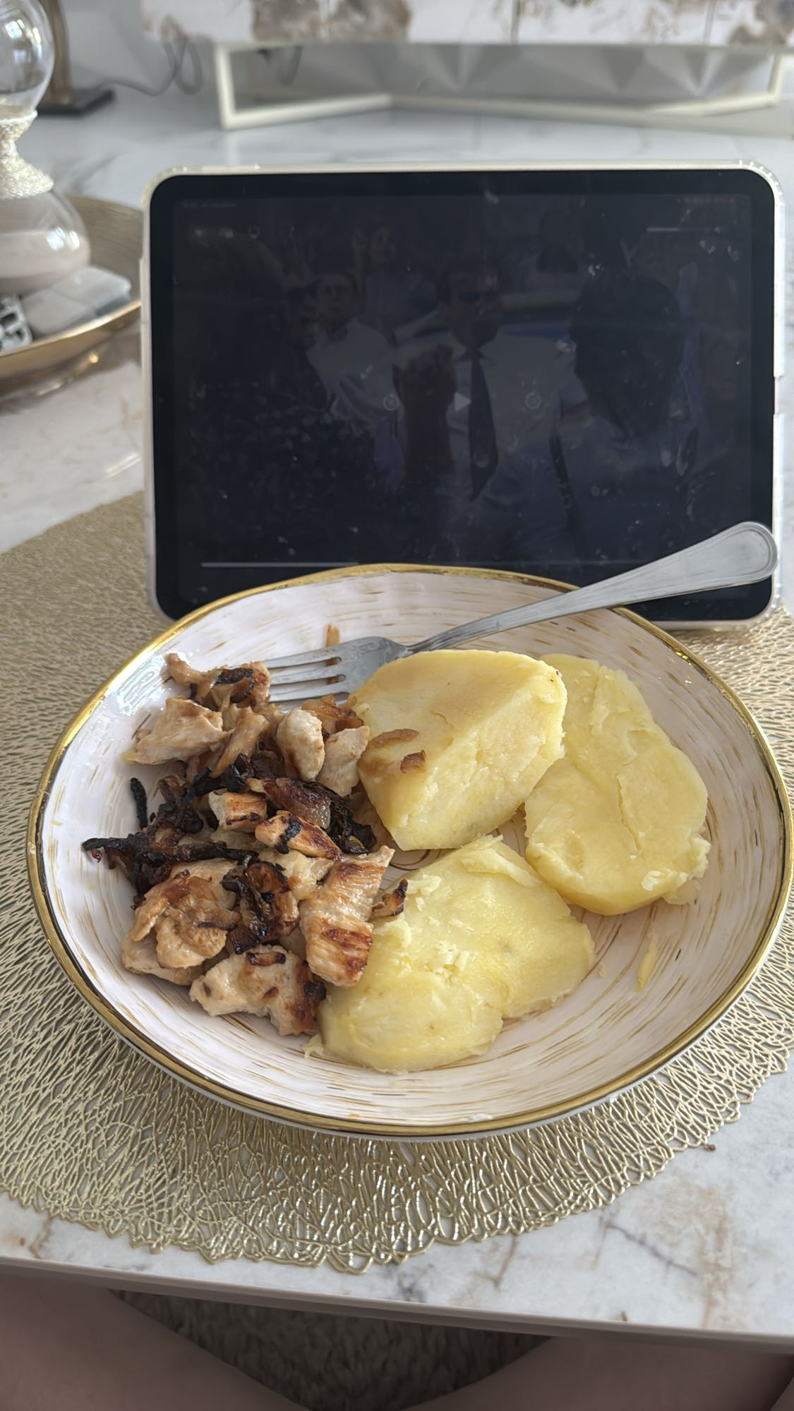 курица с картофелем