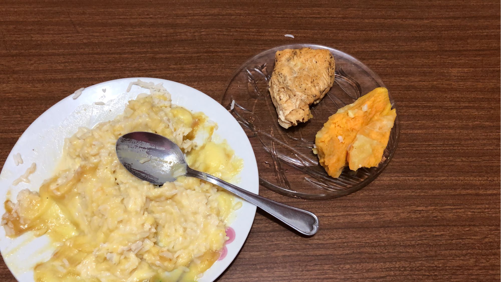 Pollo con arroz y yuca