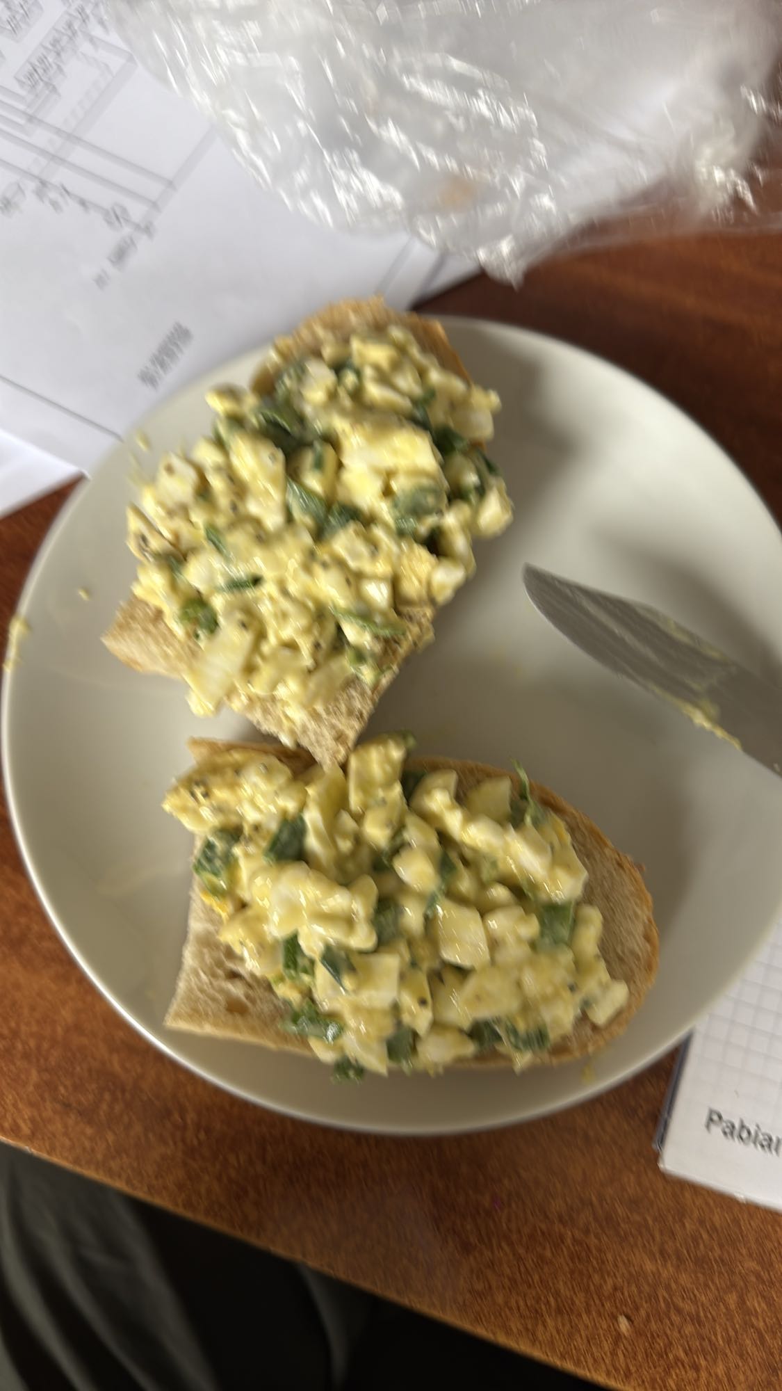 kanapka z pastą jajeczną