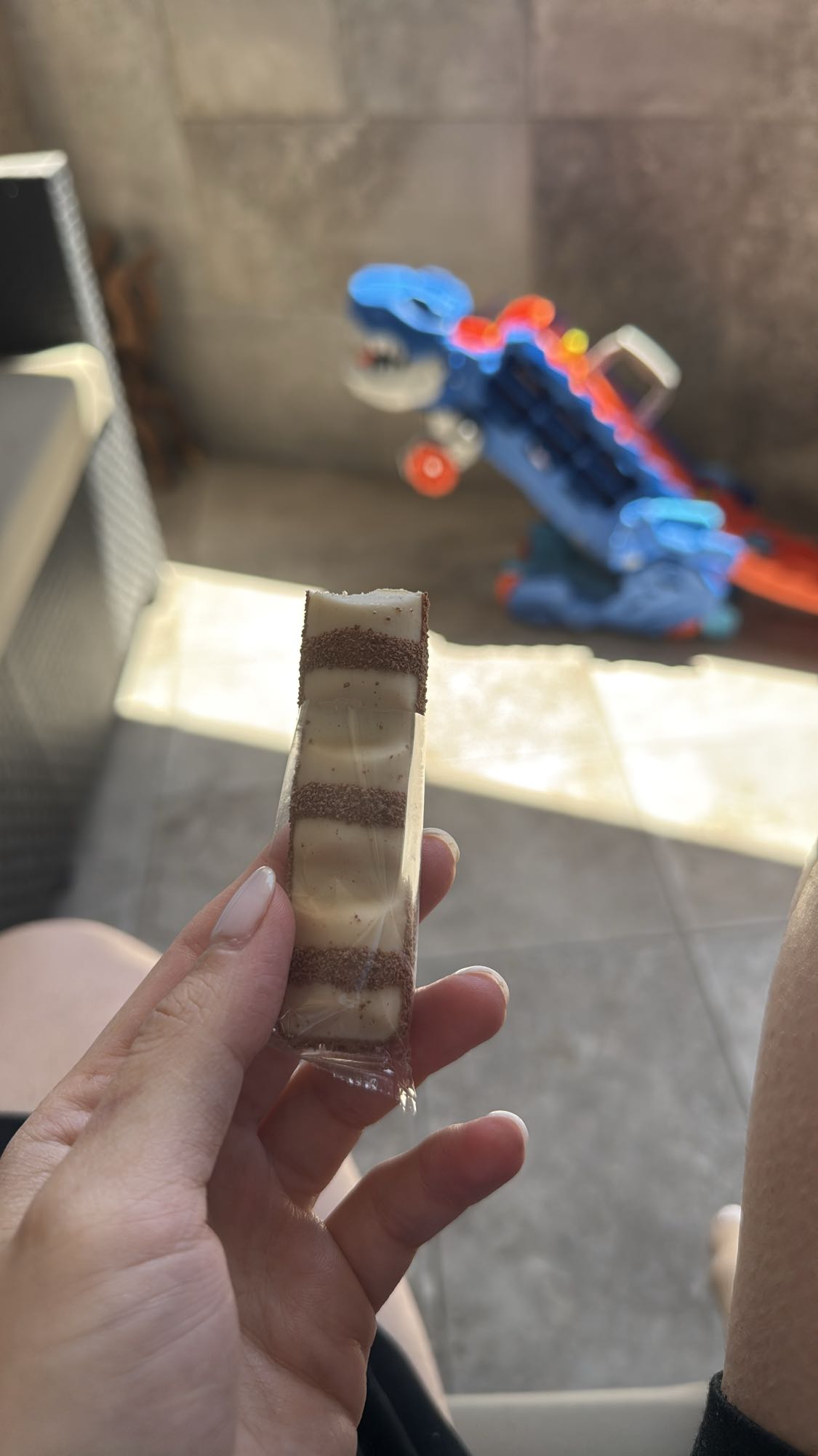 Chocolate wafer bar