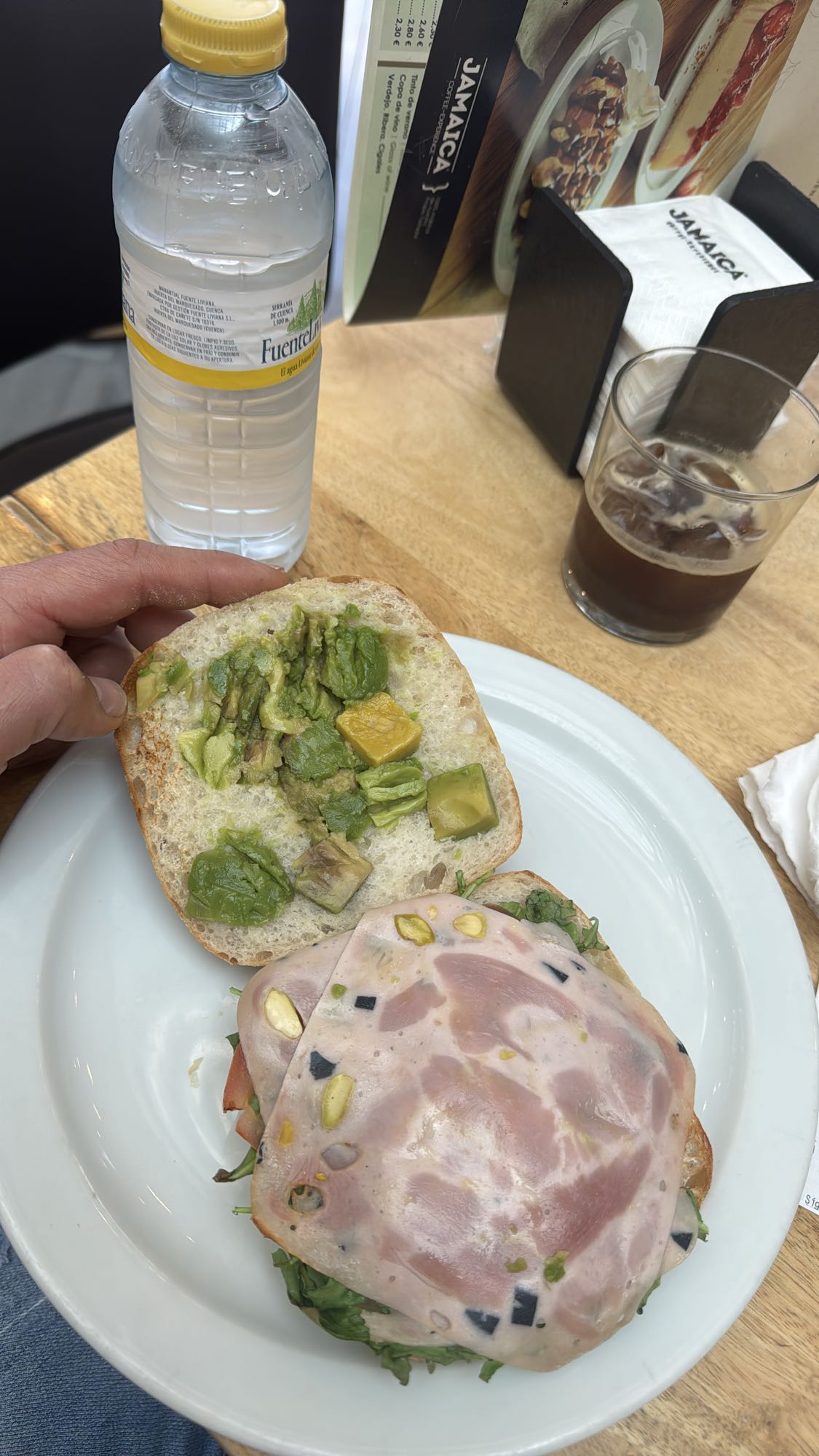 bocadillo con mortadela