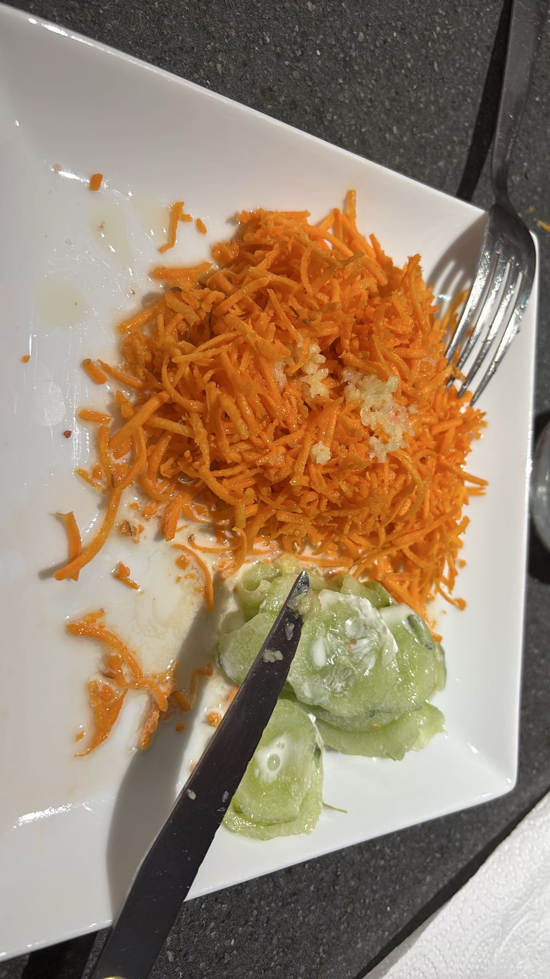 Salade carottes concombre