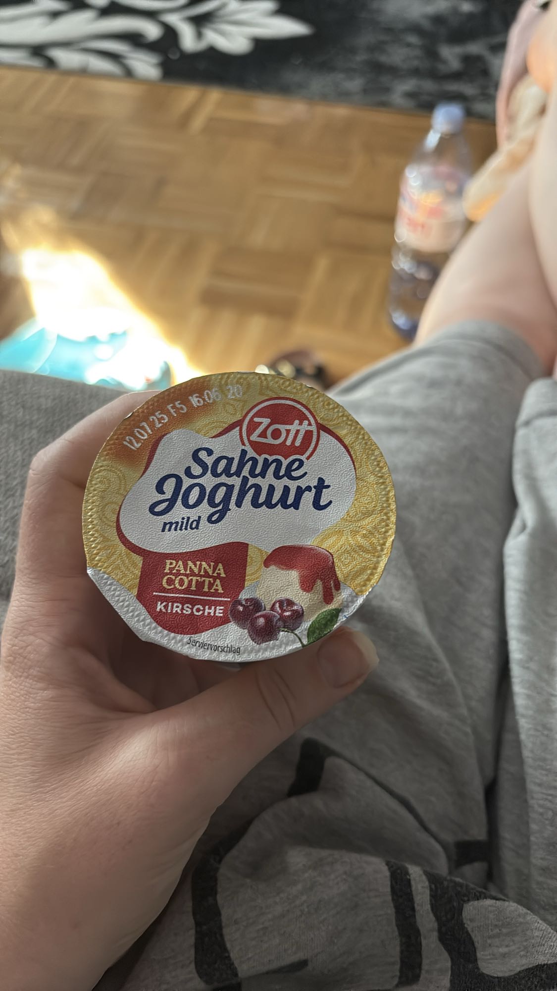 Cseresznyés joghurt