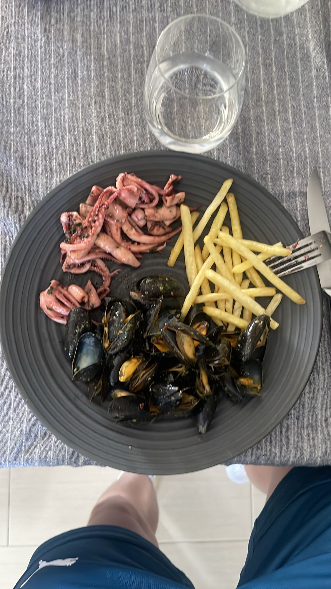 Moules, calmars et frites