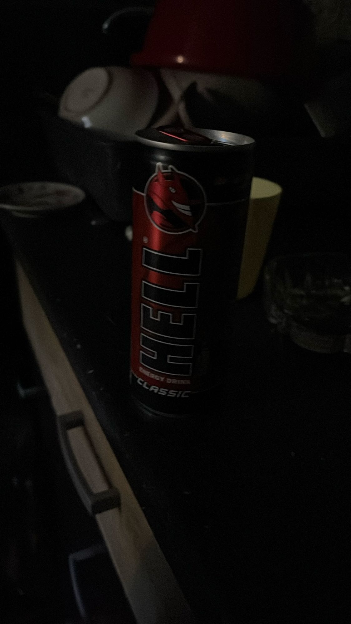 Băutură energizantă Hell