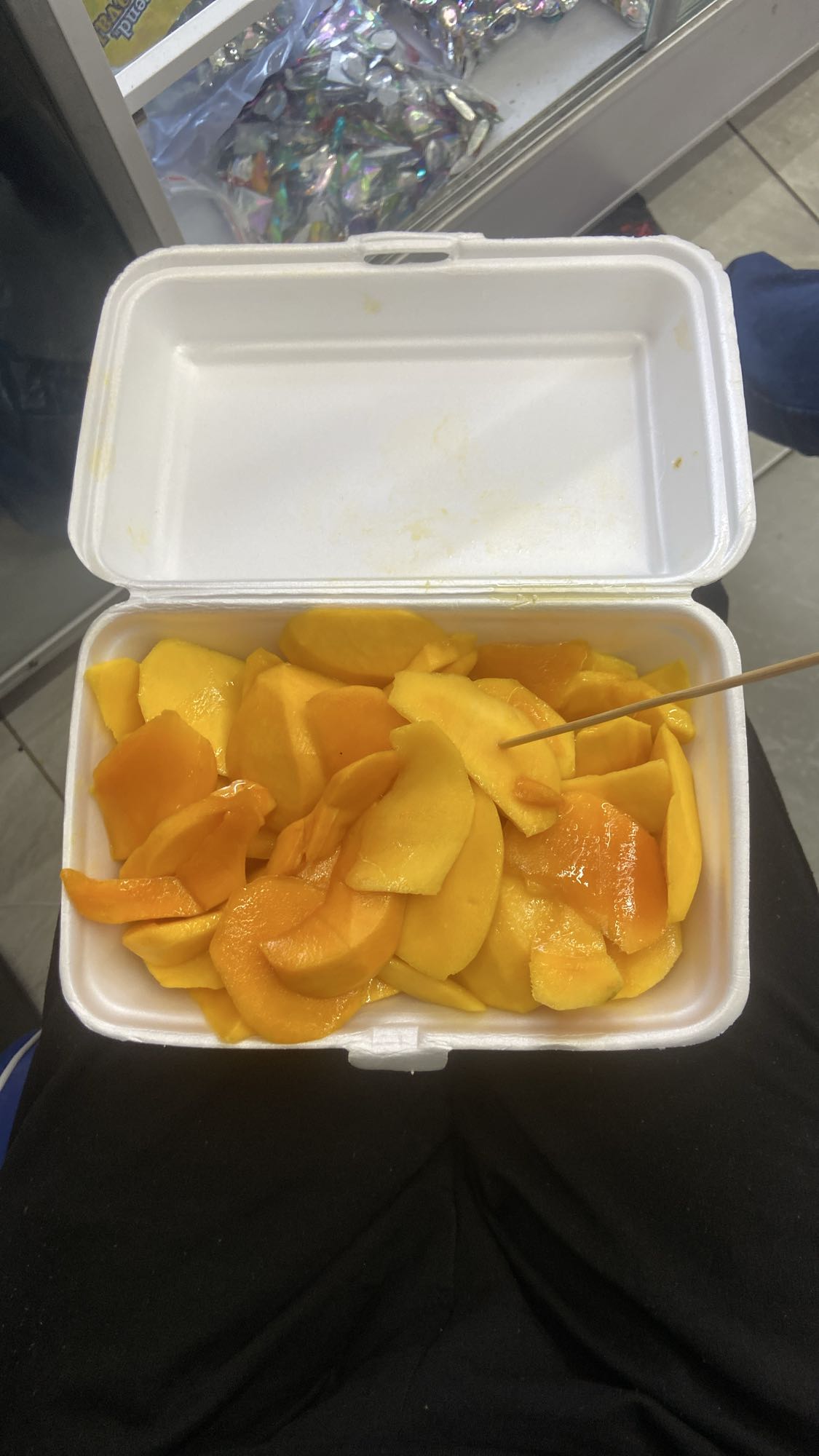 Mango en rodajas