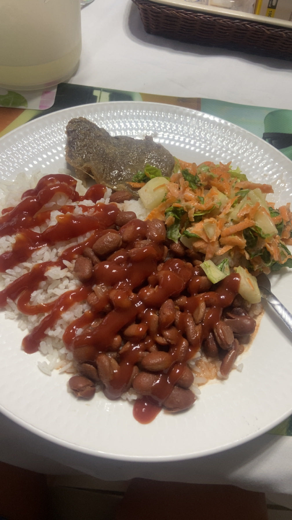 arroz, frijoles y carne