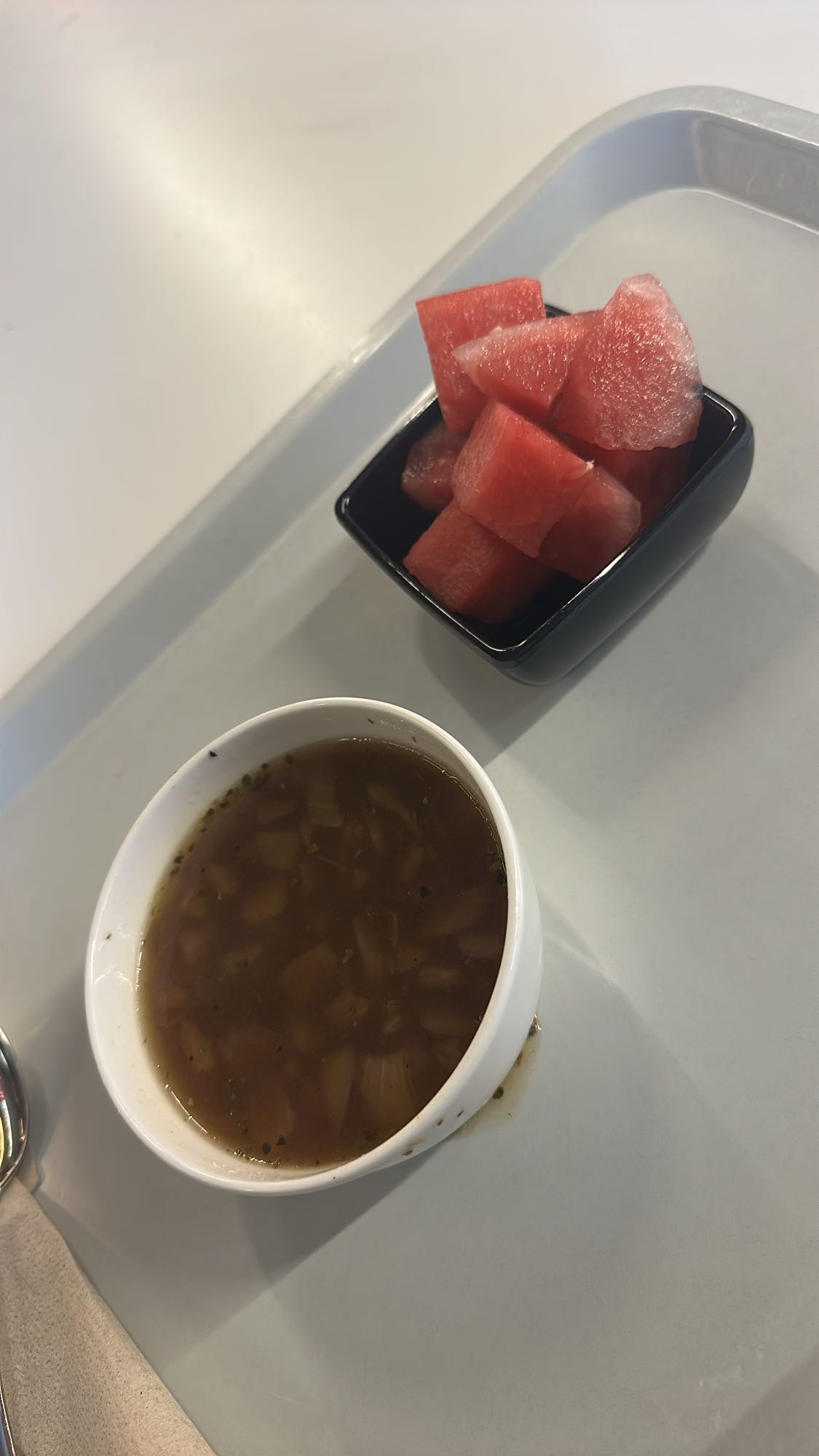 Bouillon en watermeloen