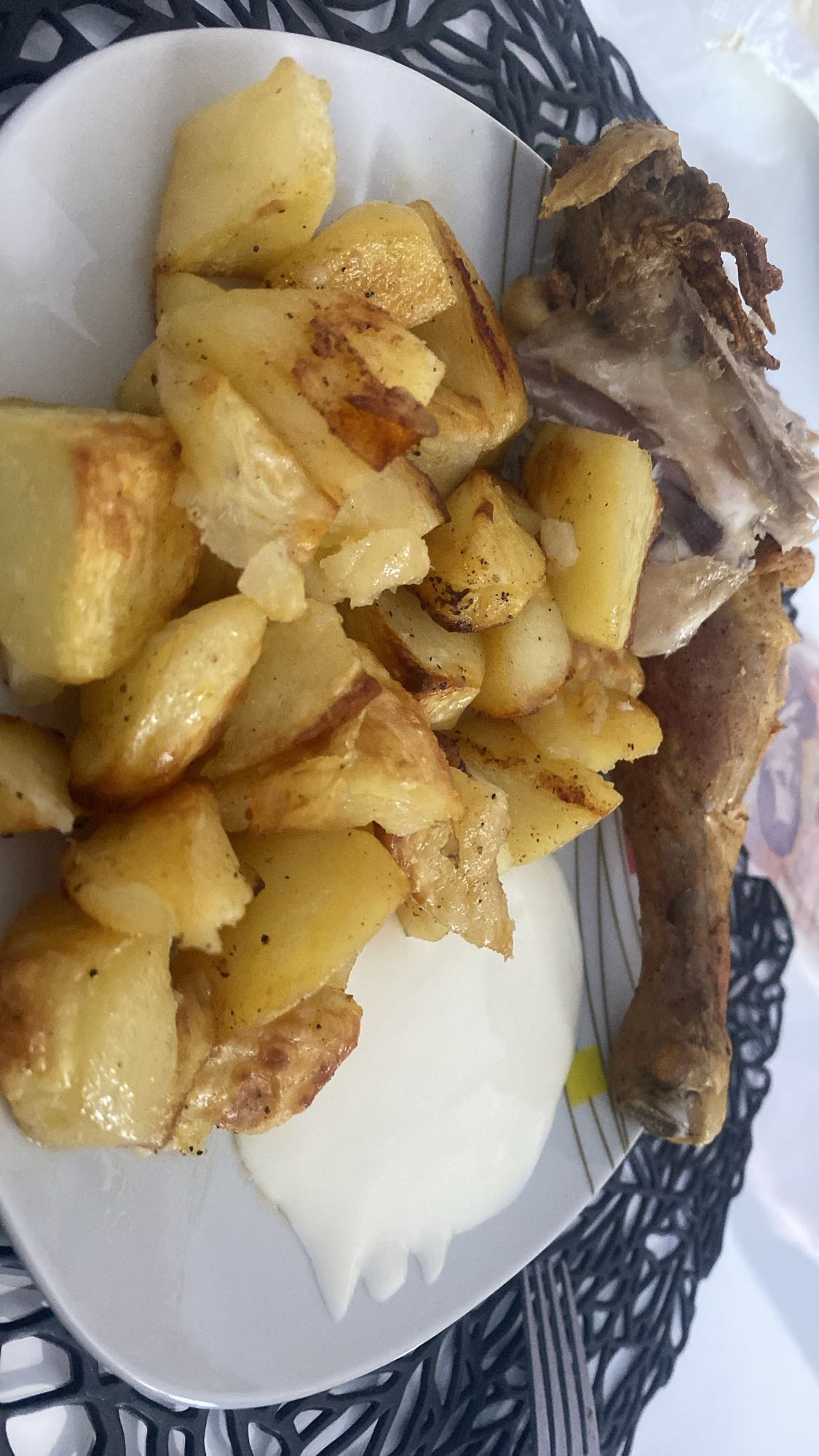 Cartofi cu pui și smântână