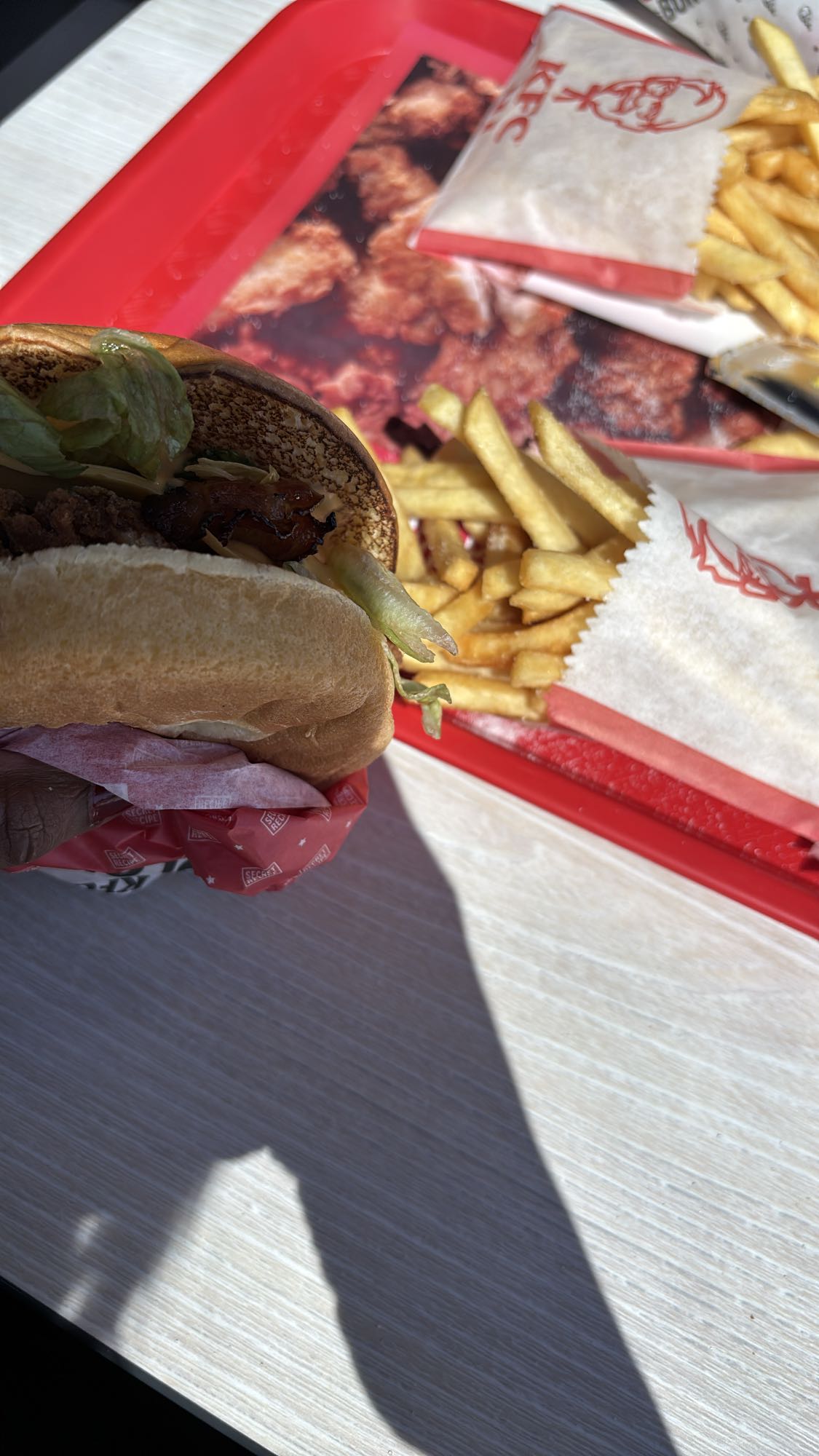 Kycklingburgare & pommes