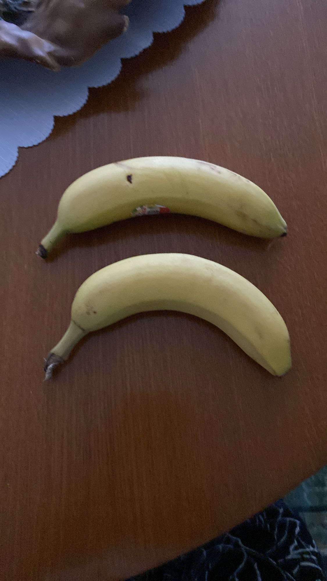 Două banane