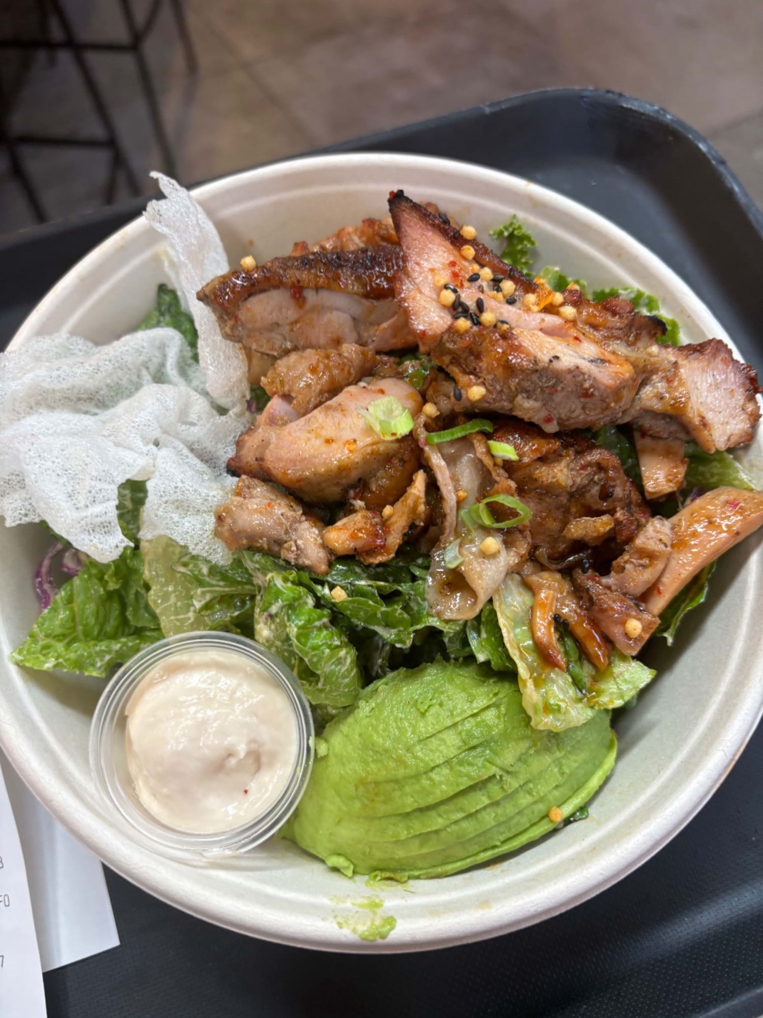 Kycklingsallad med avokado