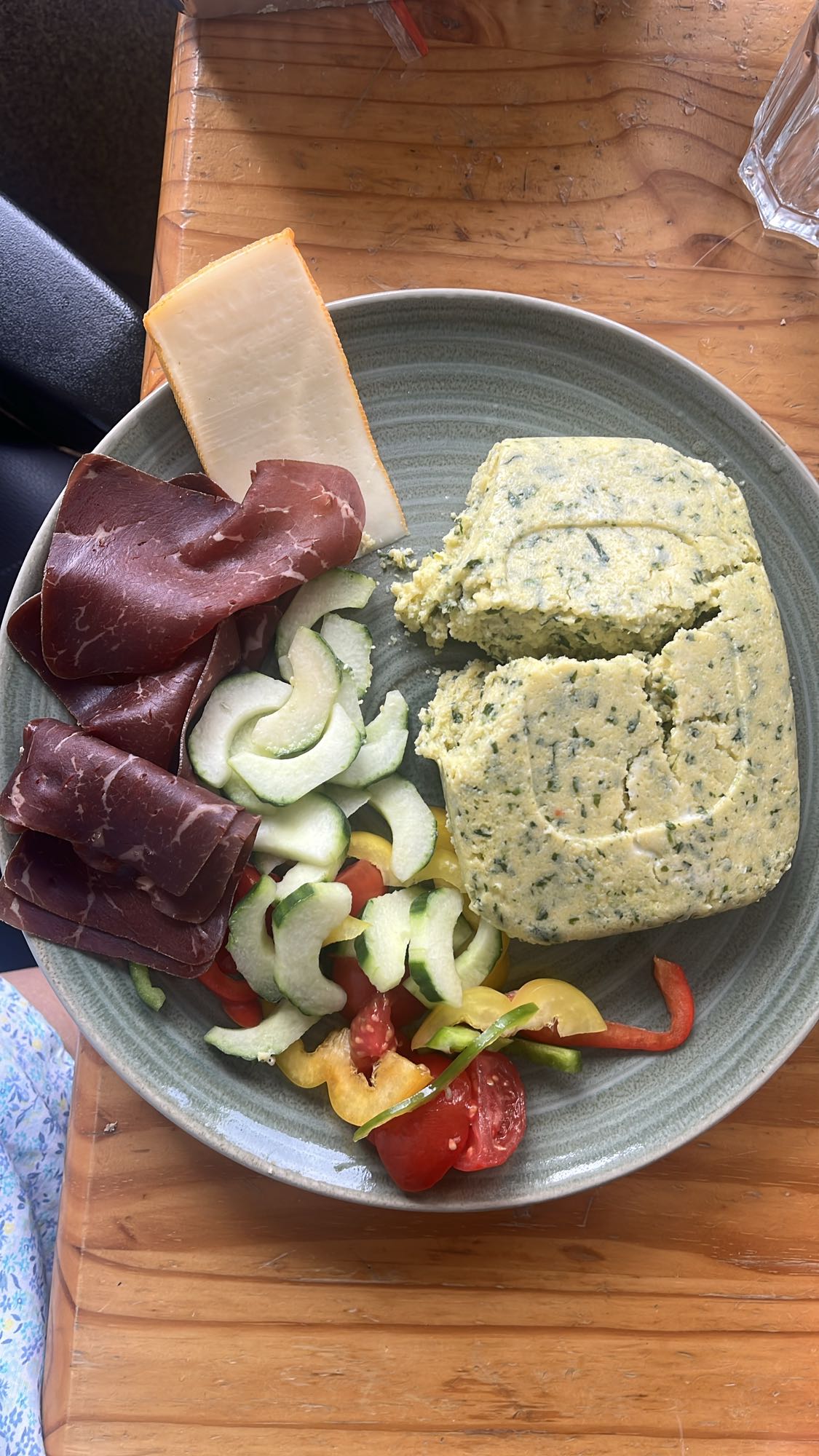 Assiette froide équilibrée