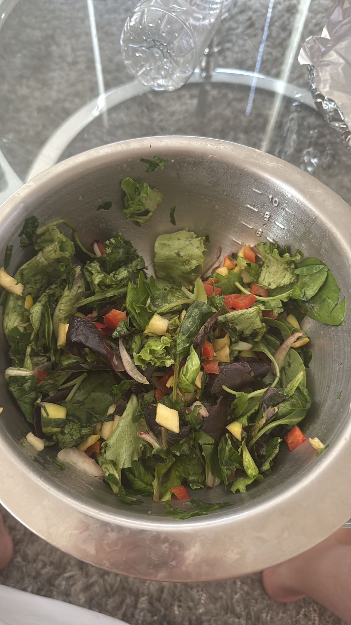 salade fraîche colorée