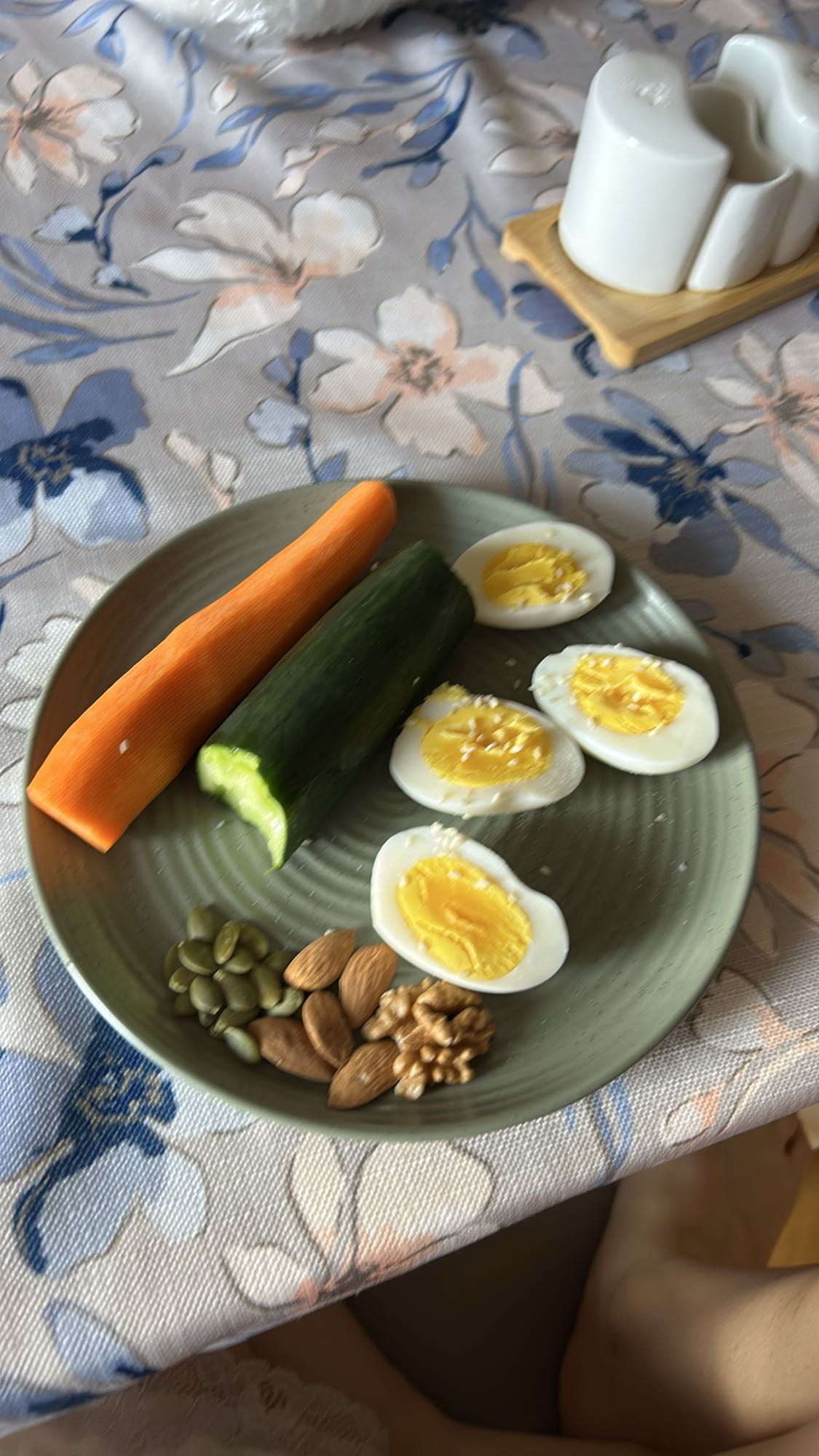 Eggs with nuts & veggies