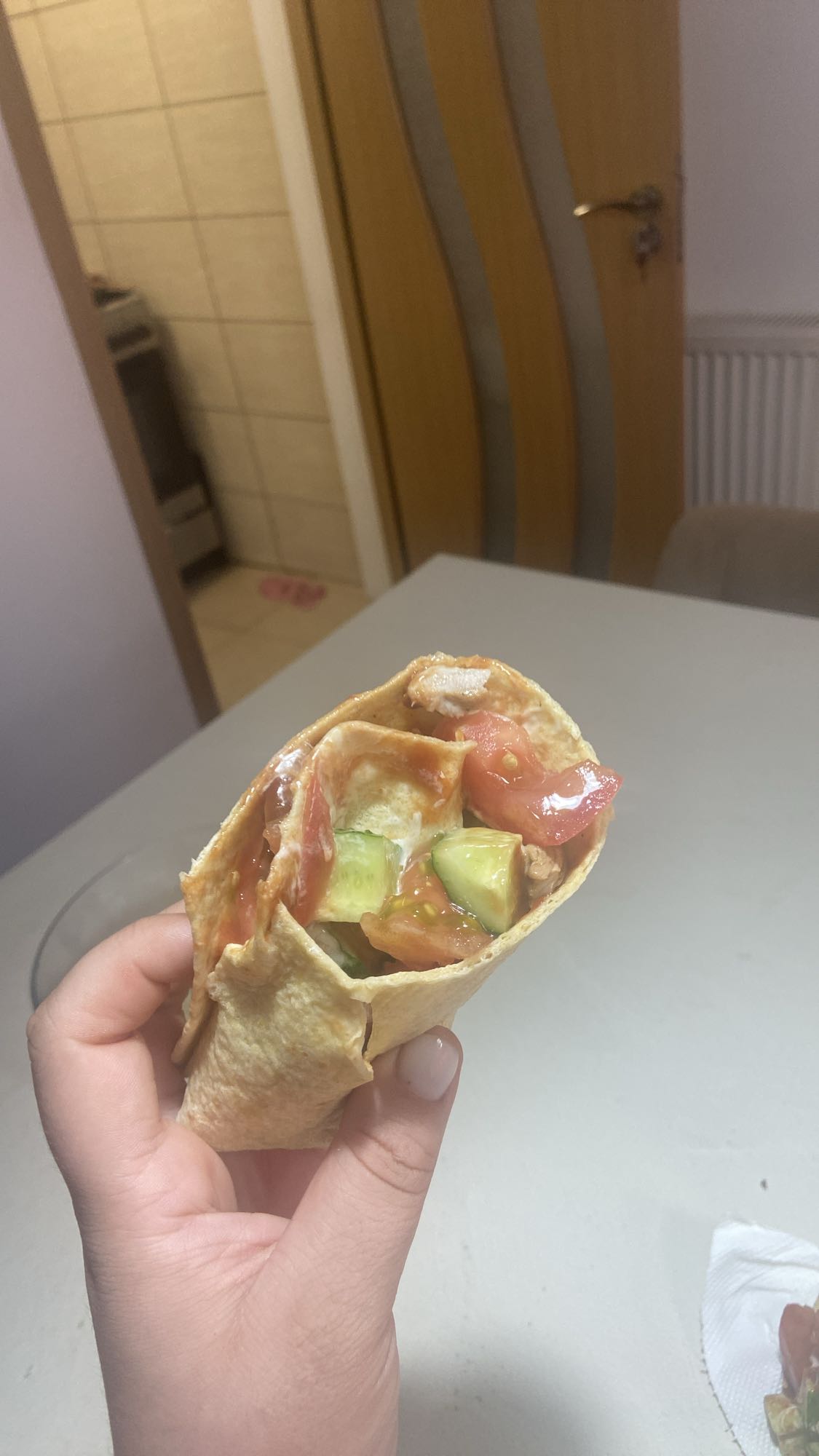 Wrap cu pui și legume