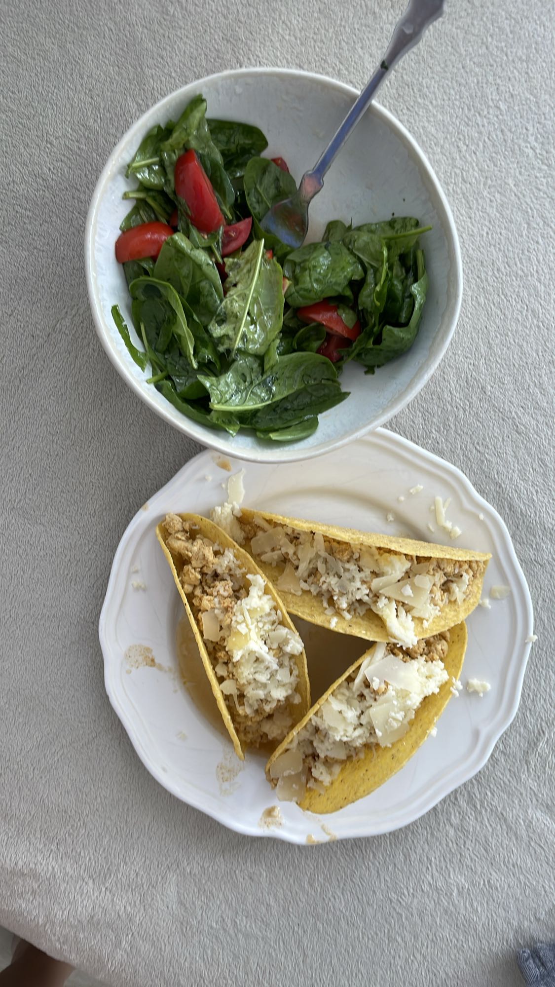 Tacos cu salată verde