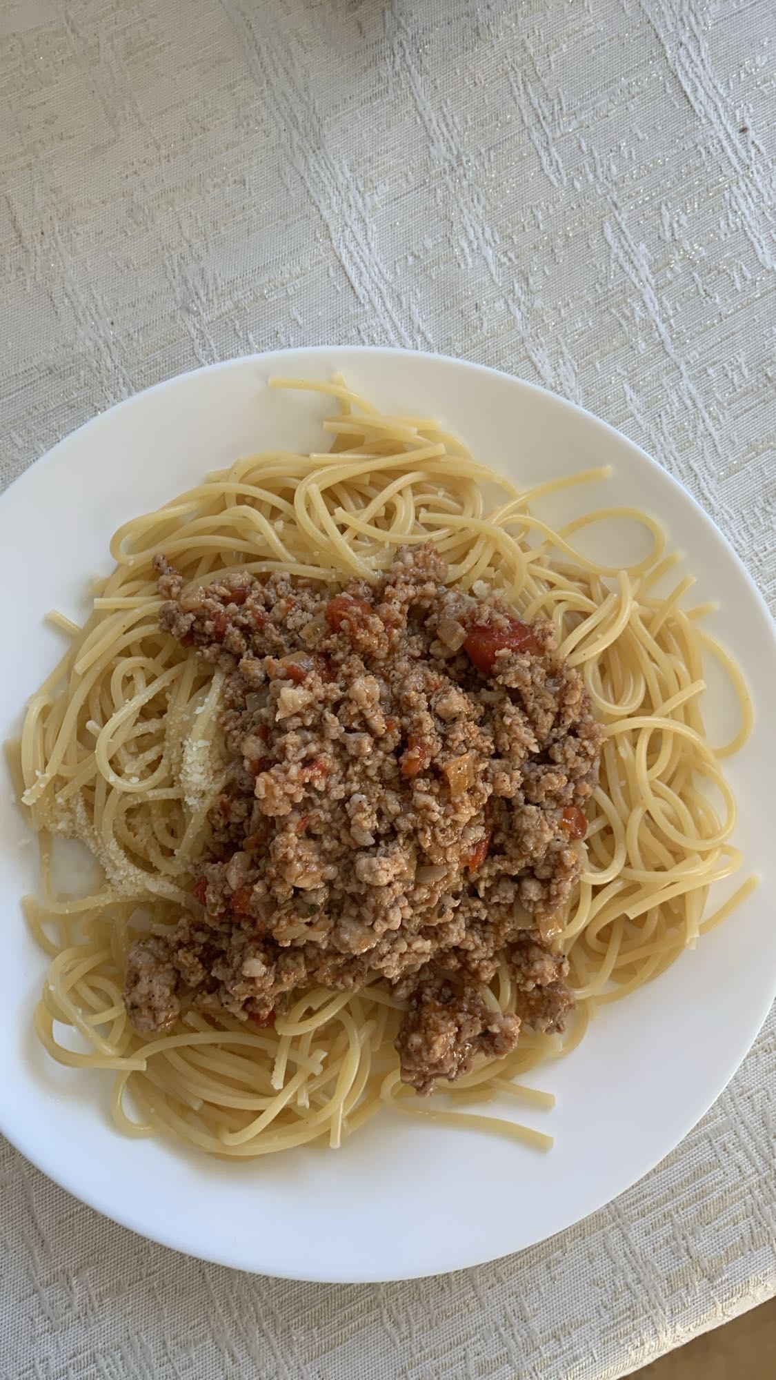 Spaghetti z sosem bolońskim