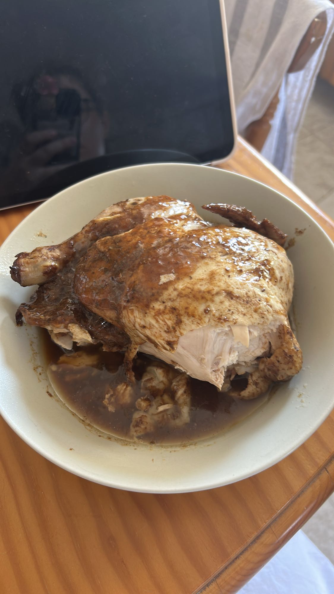 Pollo asado con salsa