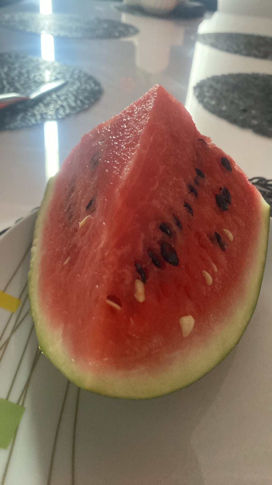 Felie de pepene roșu