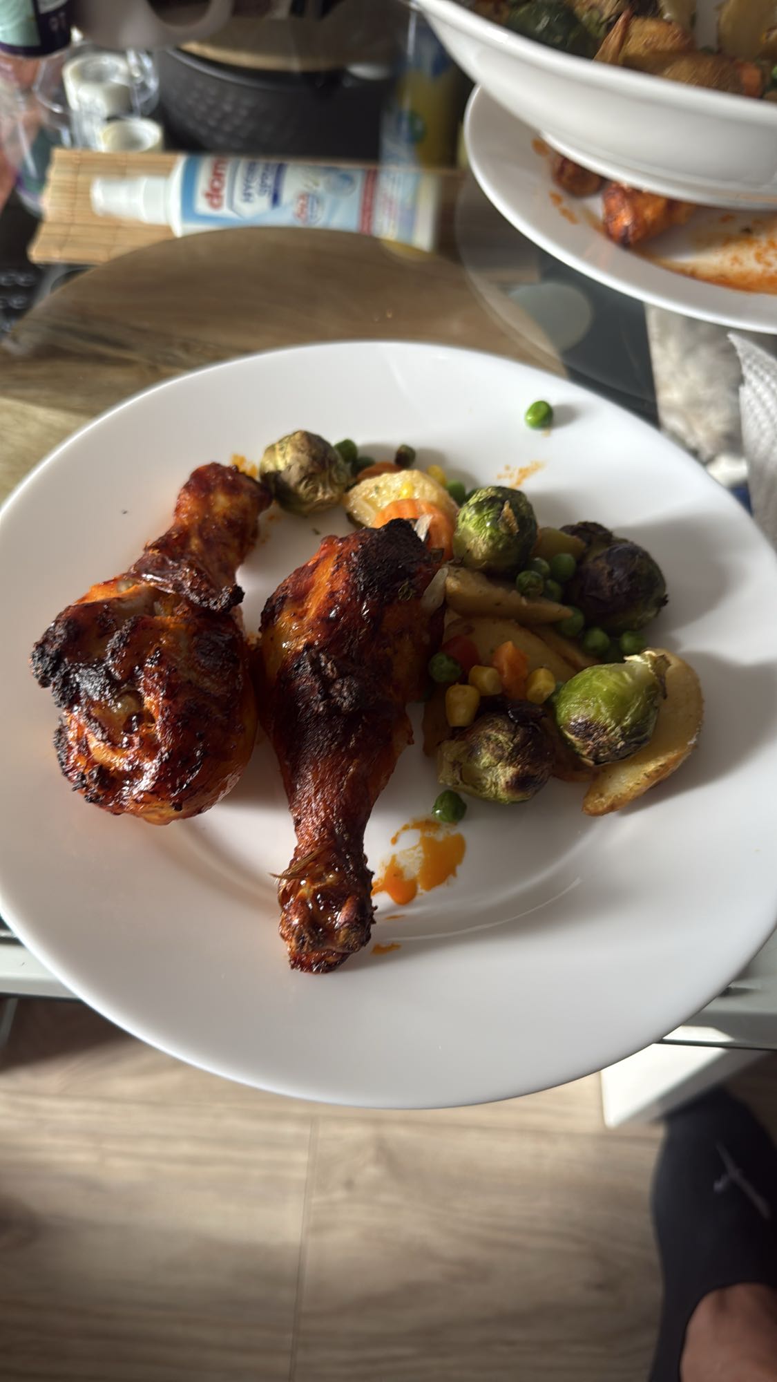 Pieczone udka z warzywami