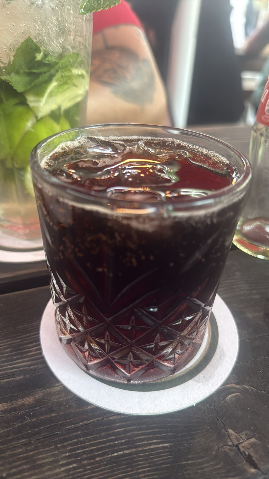 50 ml whiskey mit Cola