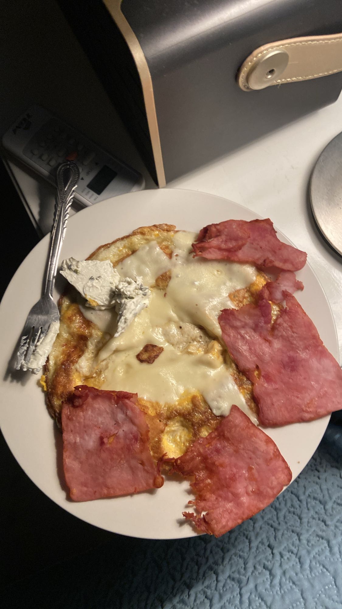 tortilla con jamón y queso