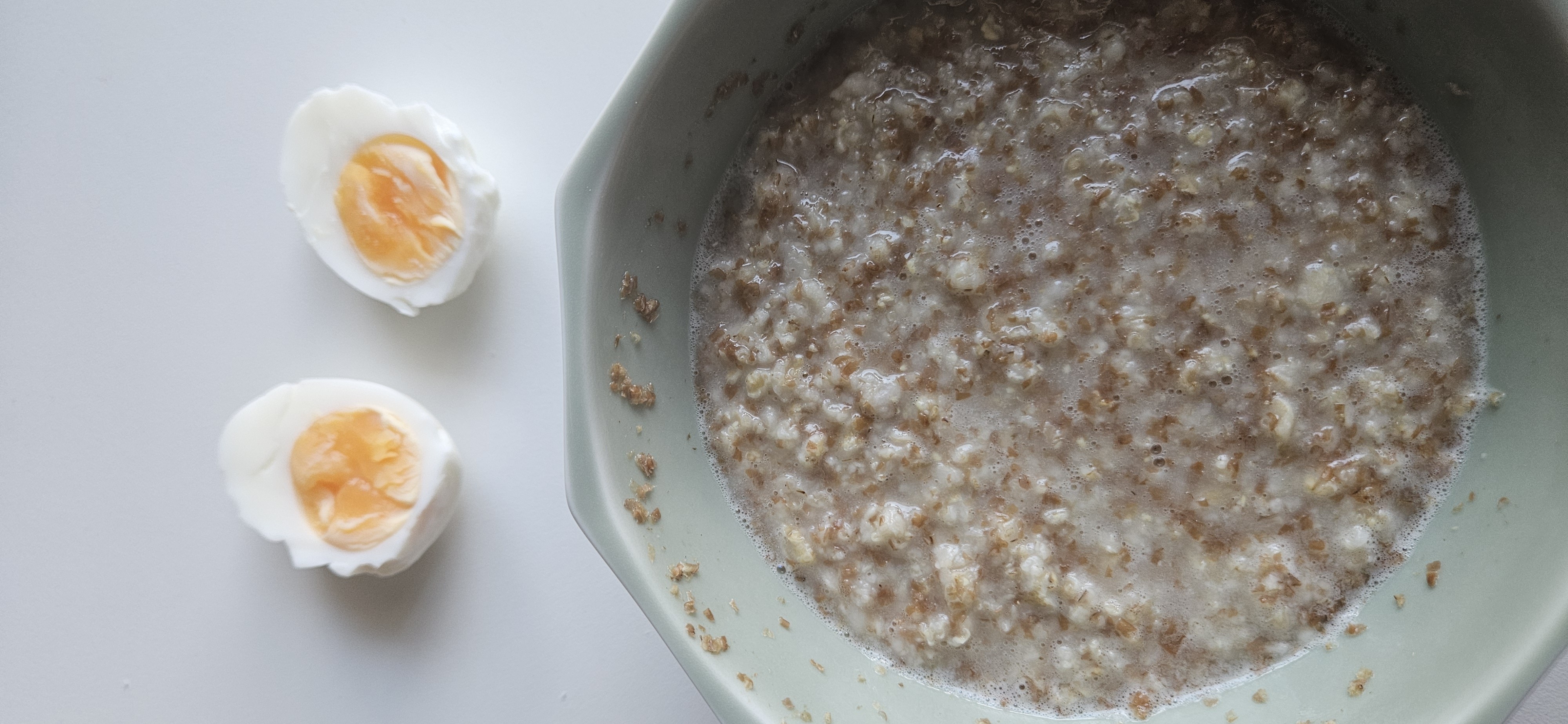 Havregrynsgröt med ägg