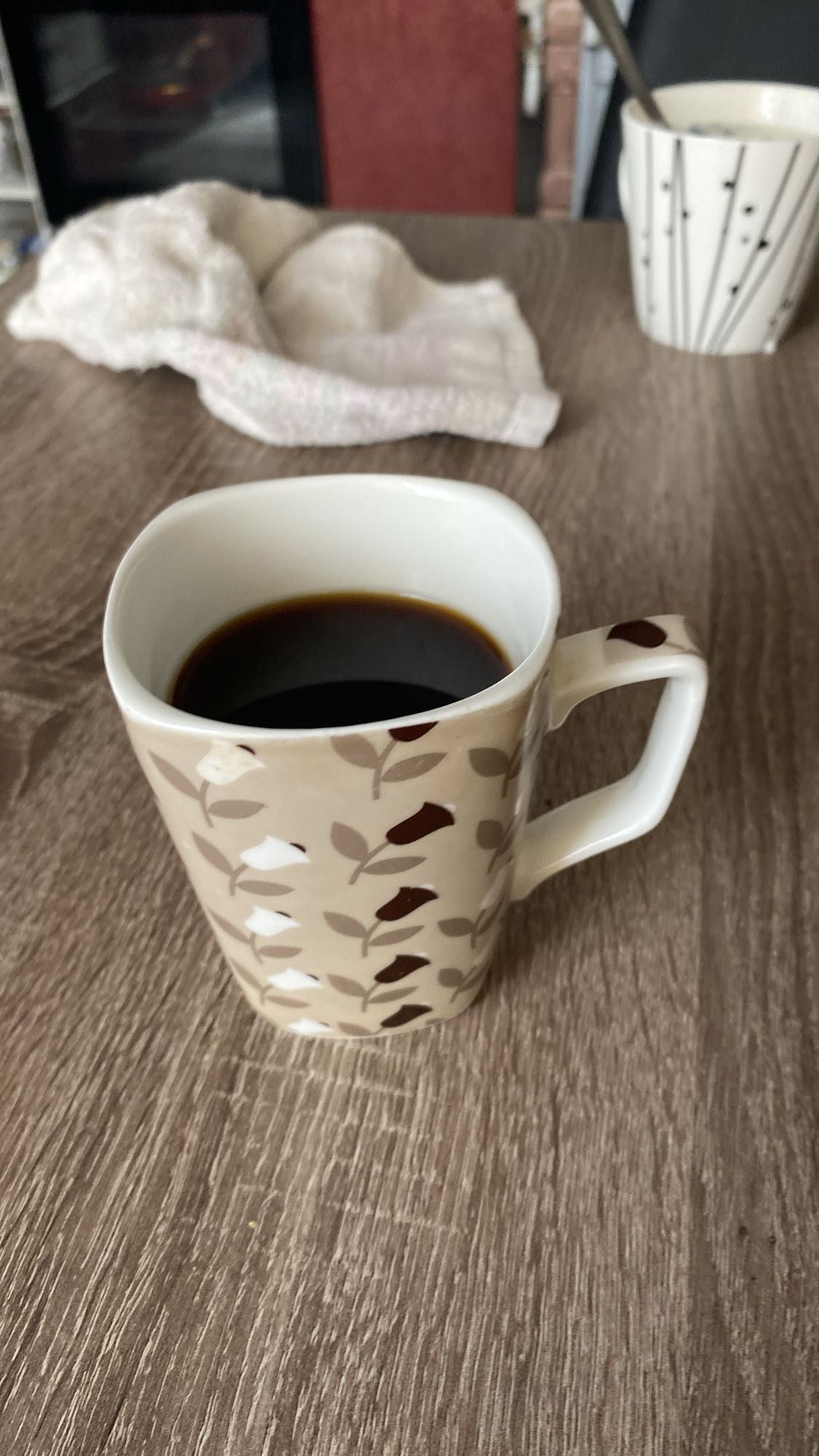 Cafea neagră simplă