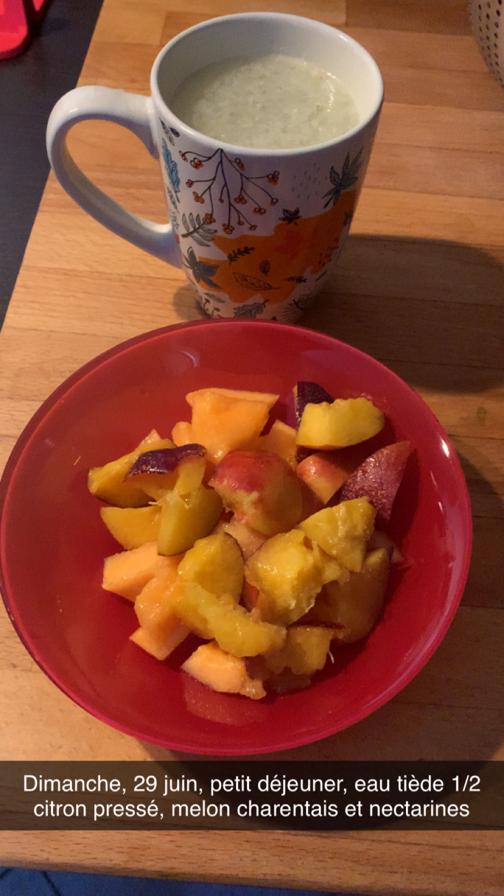 Petit-déjeuner fruits frais